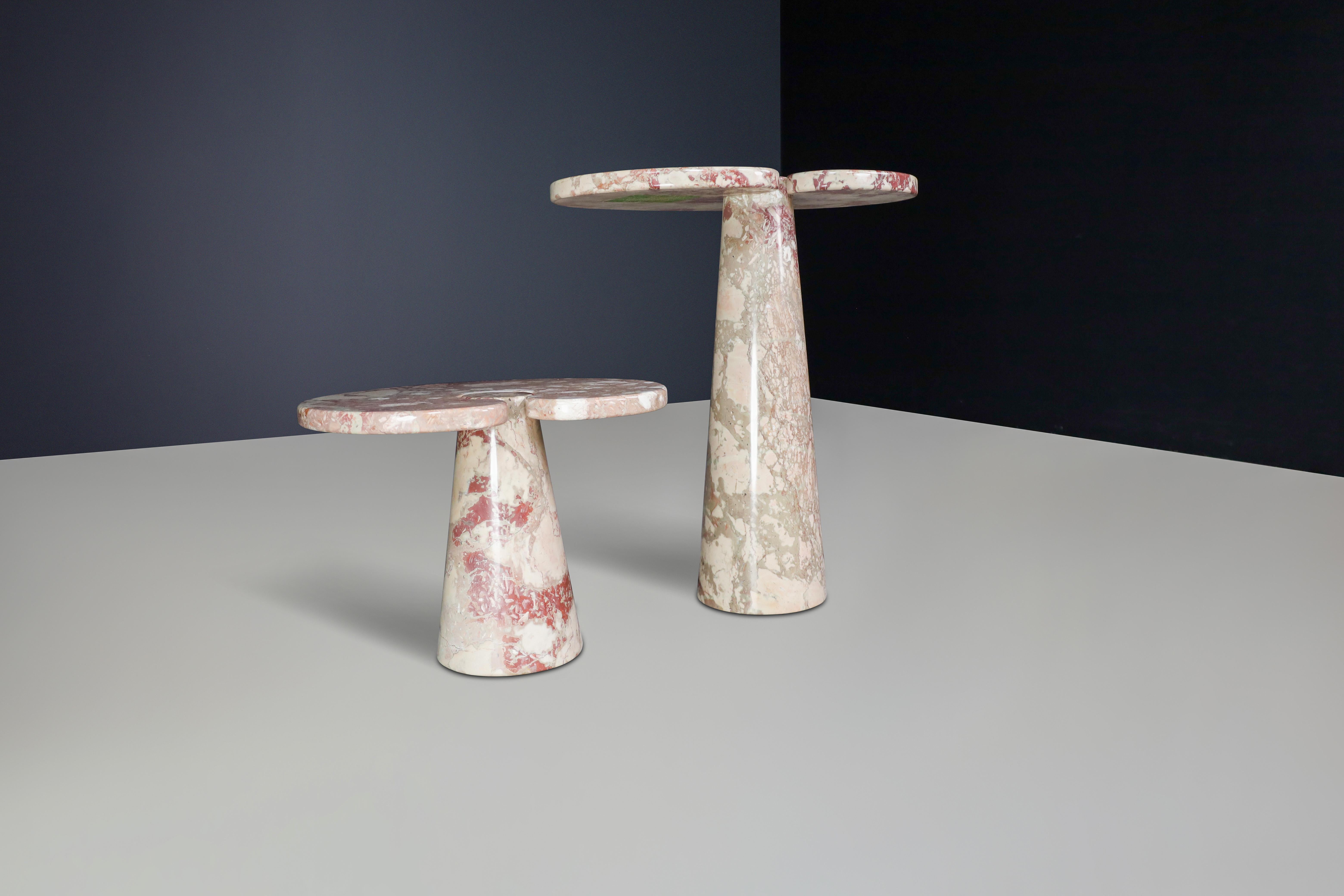 Angelo Mangiarotti pair of two Salmon-colored marble consoles for Skipper 1970s For Sale 5