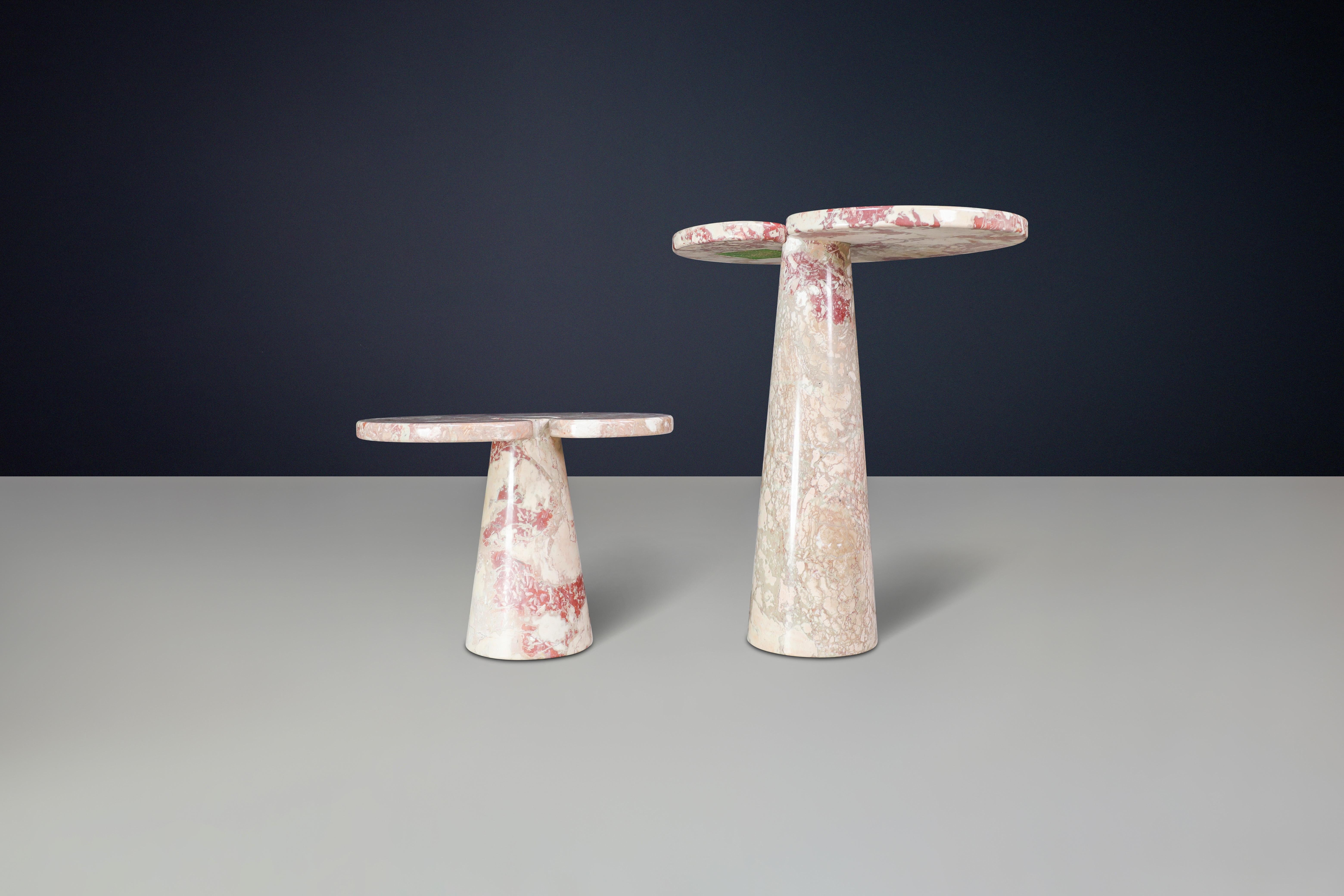 Angelo Mangiarotti pair of two Salmon-colored marble consoles for Skipper 1970s In Good Condition For Sale In Almelo, NL