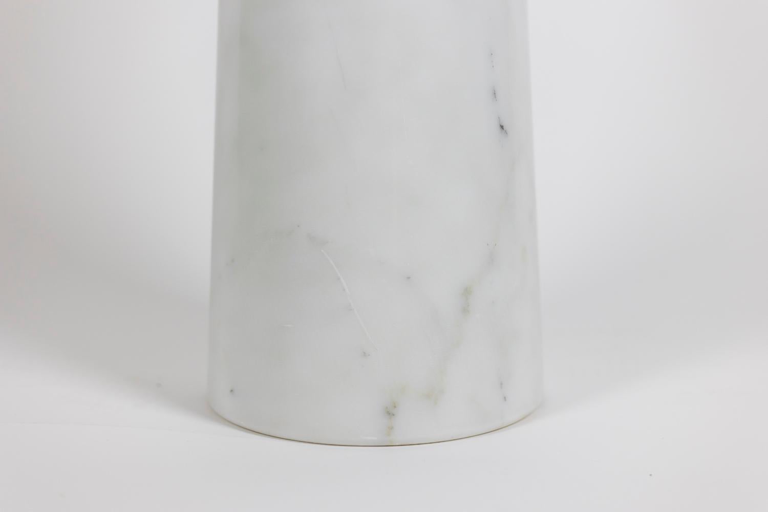 Italian Angelo Mangiarotti pour Skipper, Planter in marble, 1970s For Sale