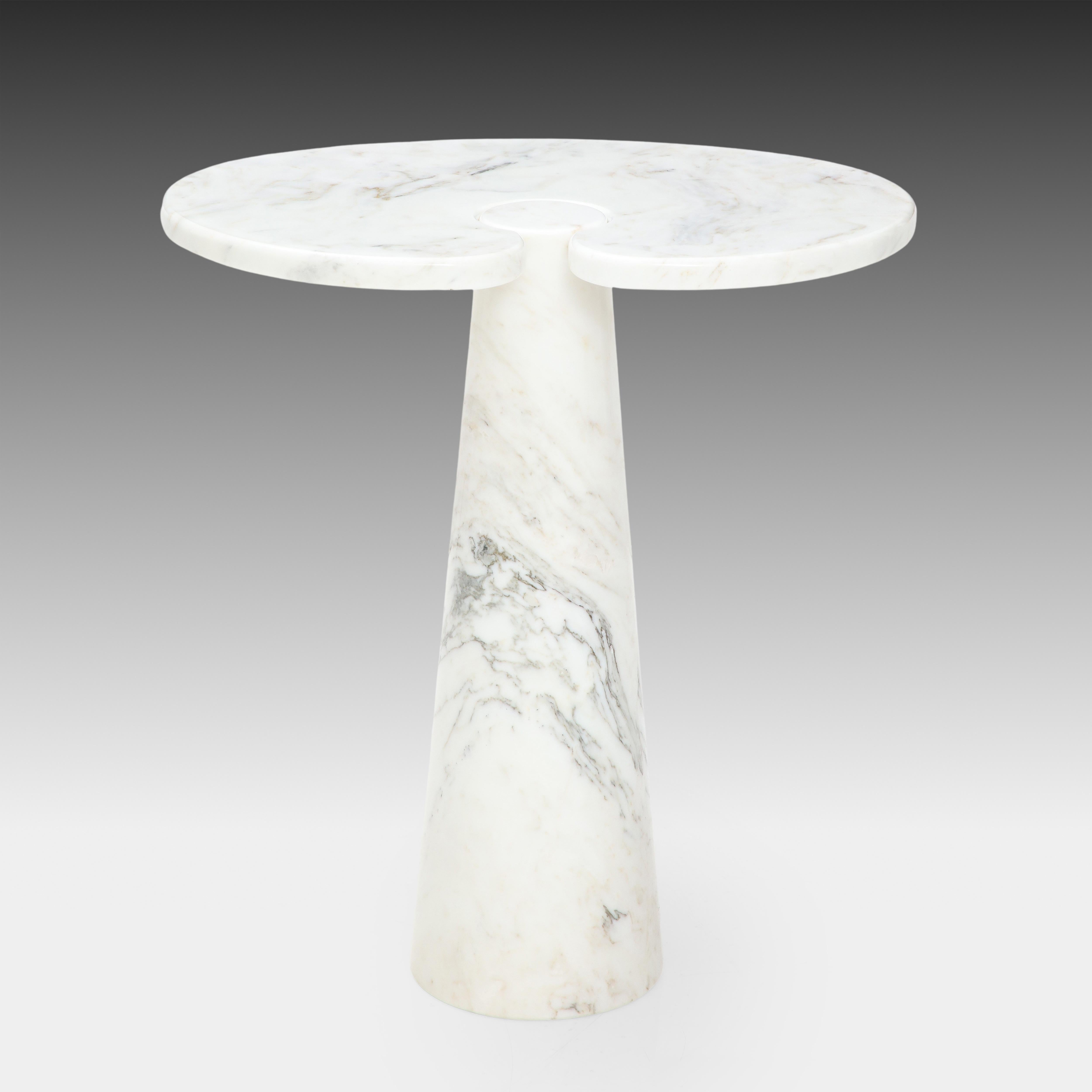 Designed by Angelo Mangiarotti for Skipper from the 'Eros' series, rare pair of Carrara marble tall side tables or consoles with top fitted on a conical base. These elegantly organic tables have beautiful subtle veining throughout. Original Skipper