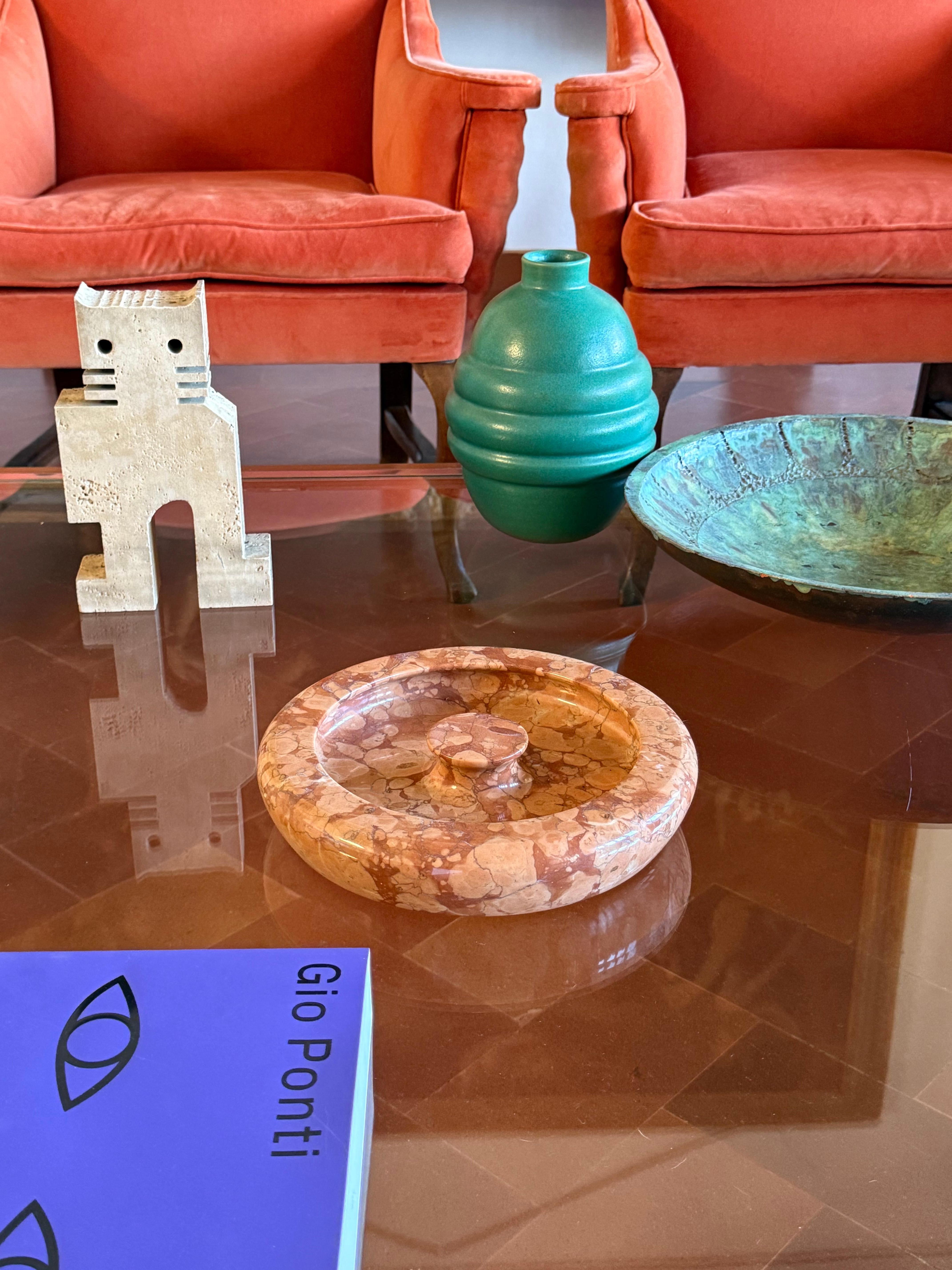 Angelo Mangiarotti, red marble centerpiece / bowl, Knoll Internat. Italy, 1970s en Excelente estado para la venta en Firenze, IT