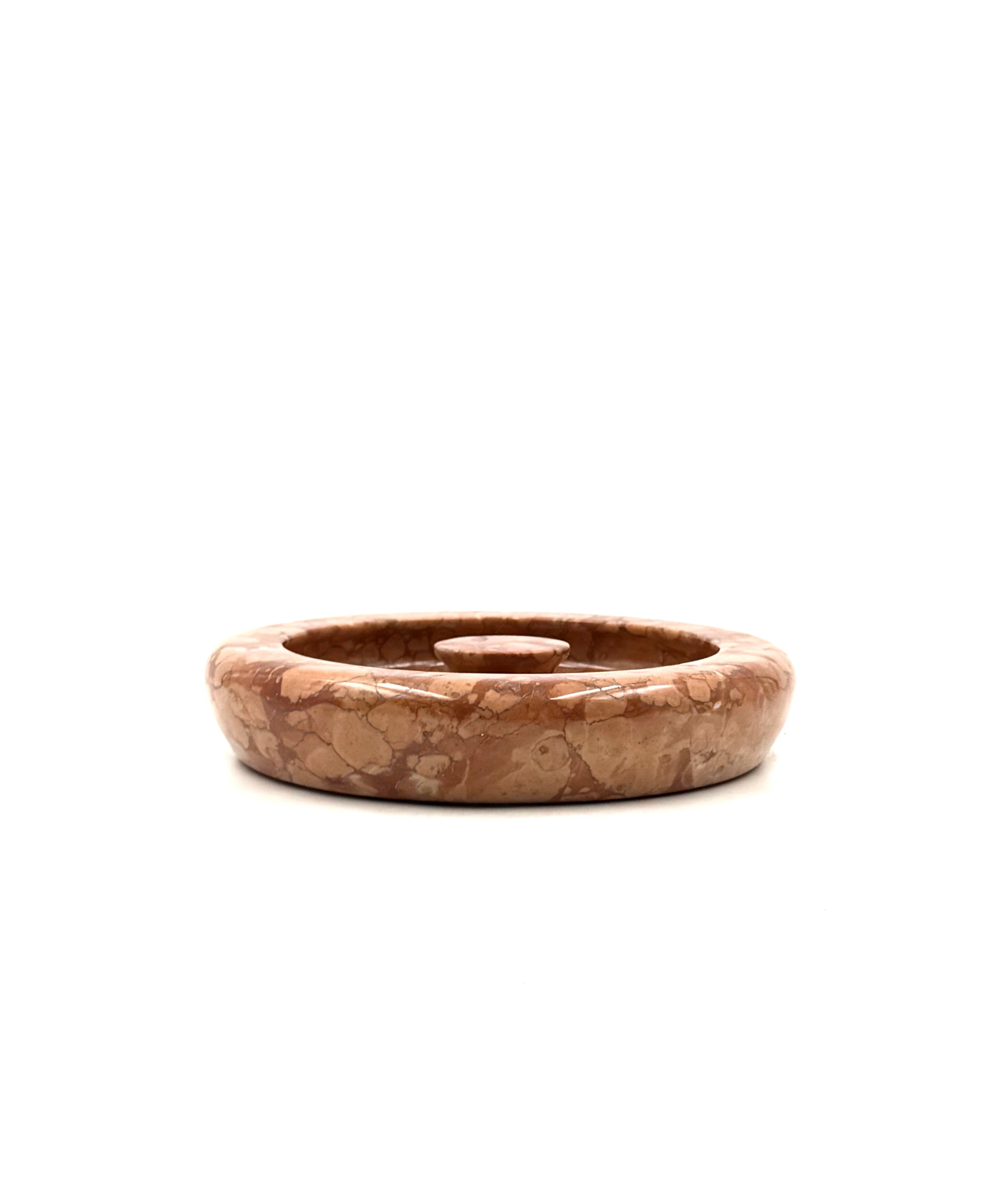 Angelo Mangiarotti, red marble centerpiece / bowl, Knoll Internat. Italy, 1970s en venta 2