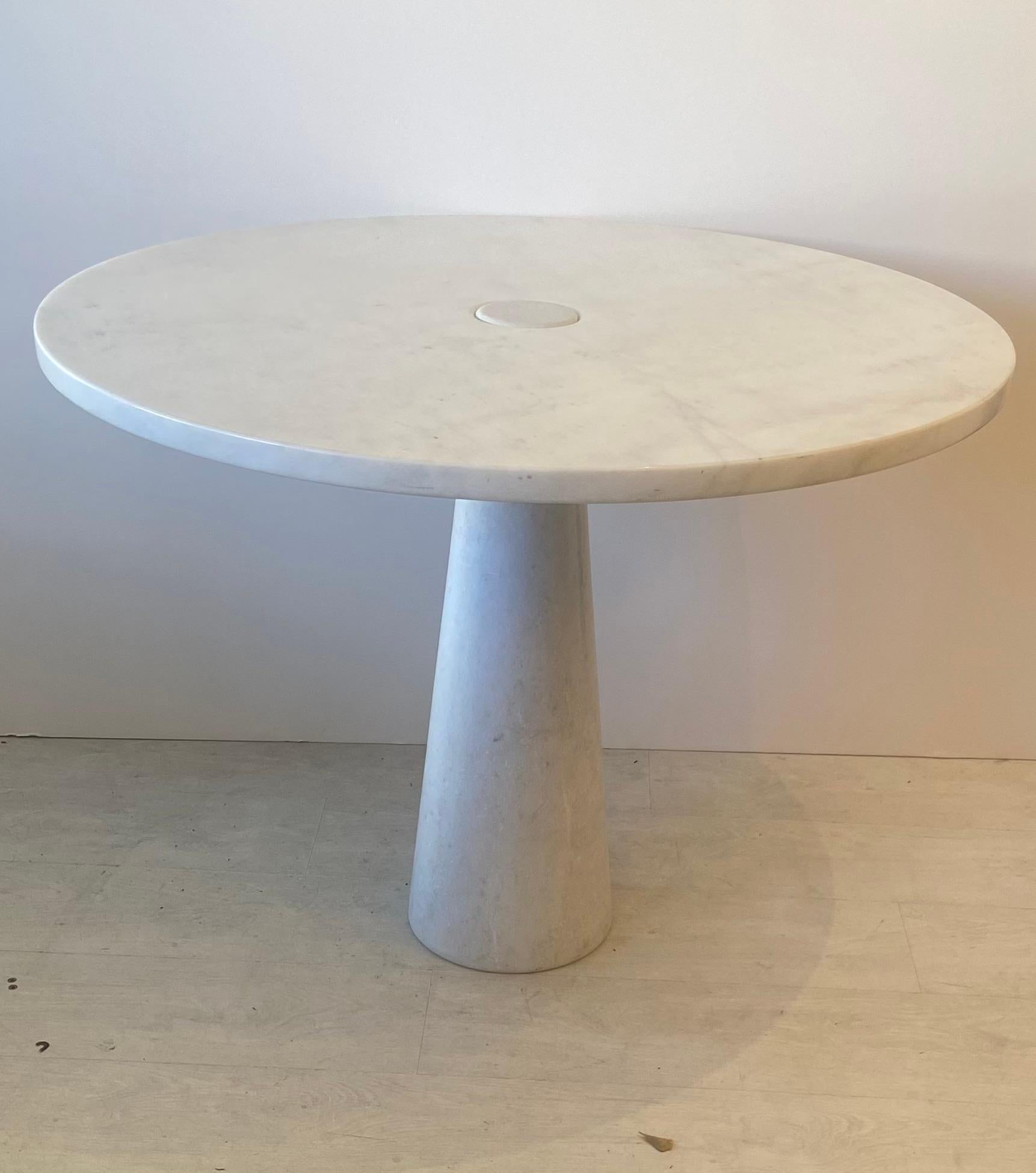Italian Angelo Mangiarotti  Round Eros Table for Skipper