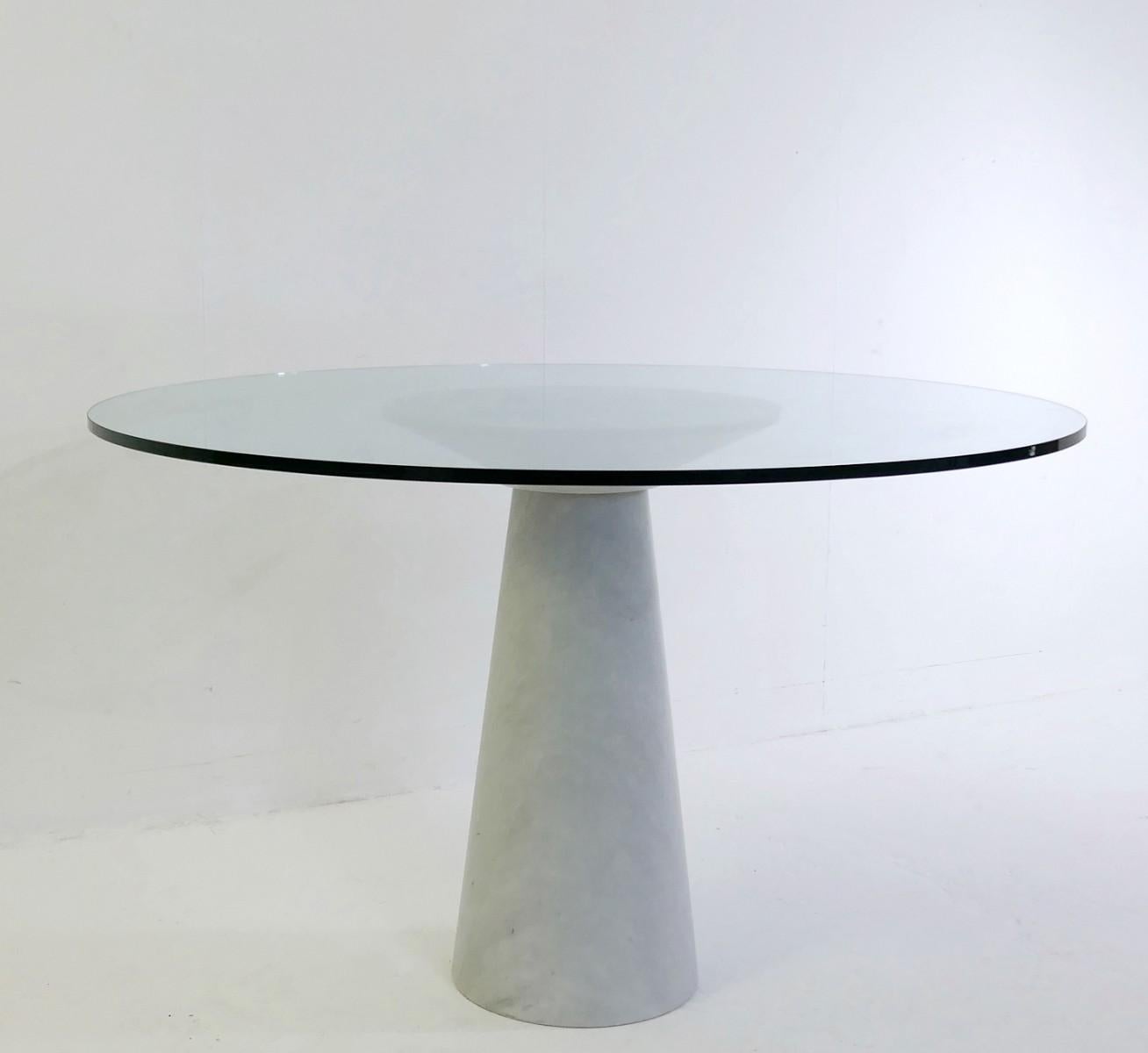 Angelo Mangiarotti round marble and glass table.