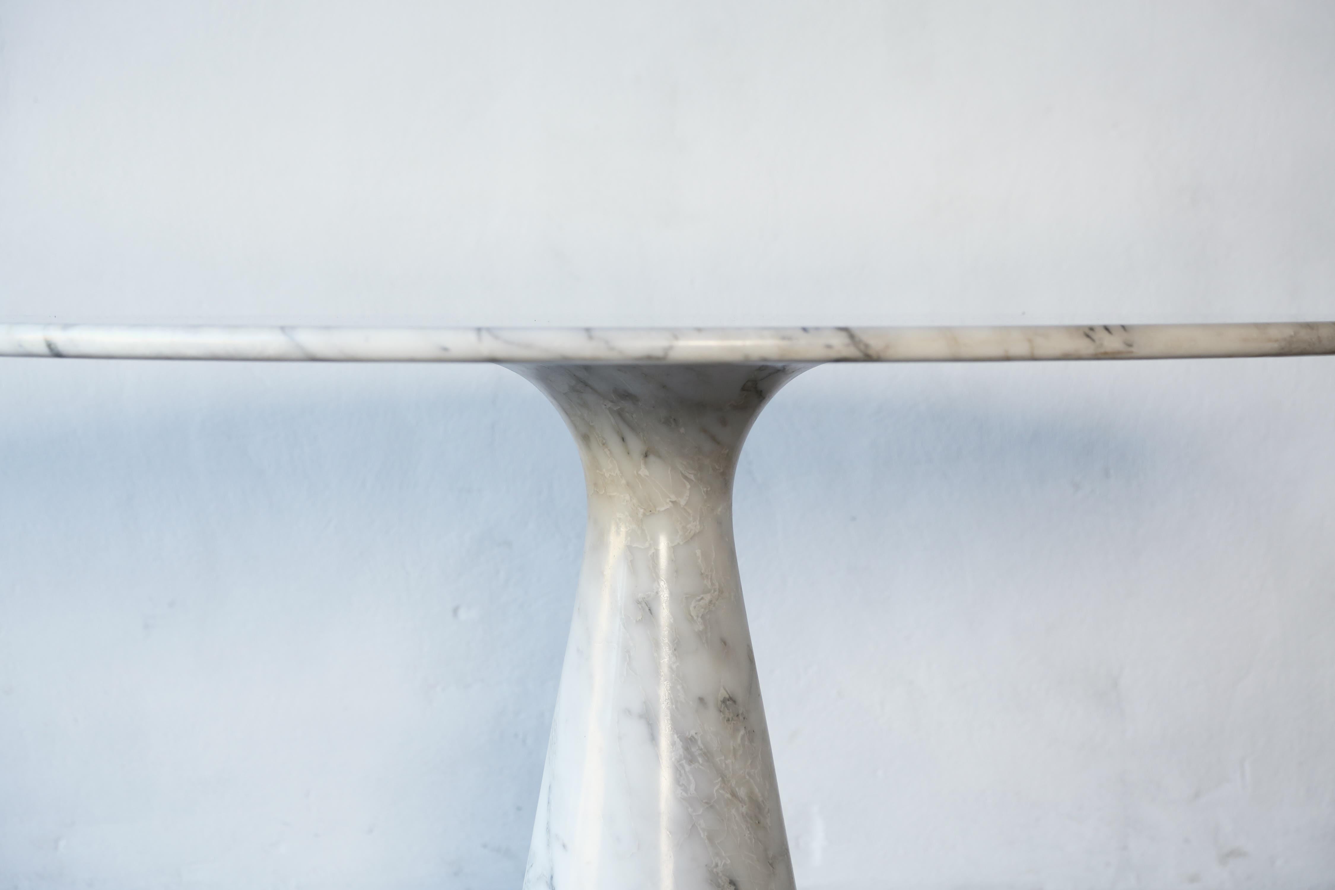 Italian Angelo Mangiarotti Round Marble M1 Dining Table, Italy, 1970s For Sale