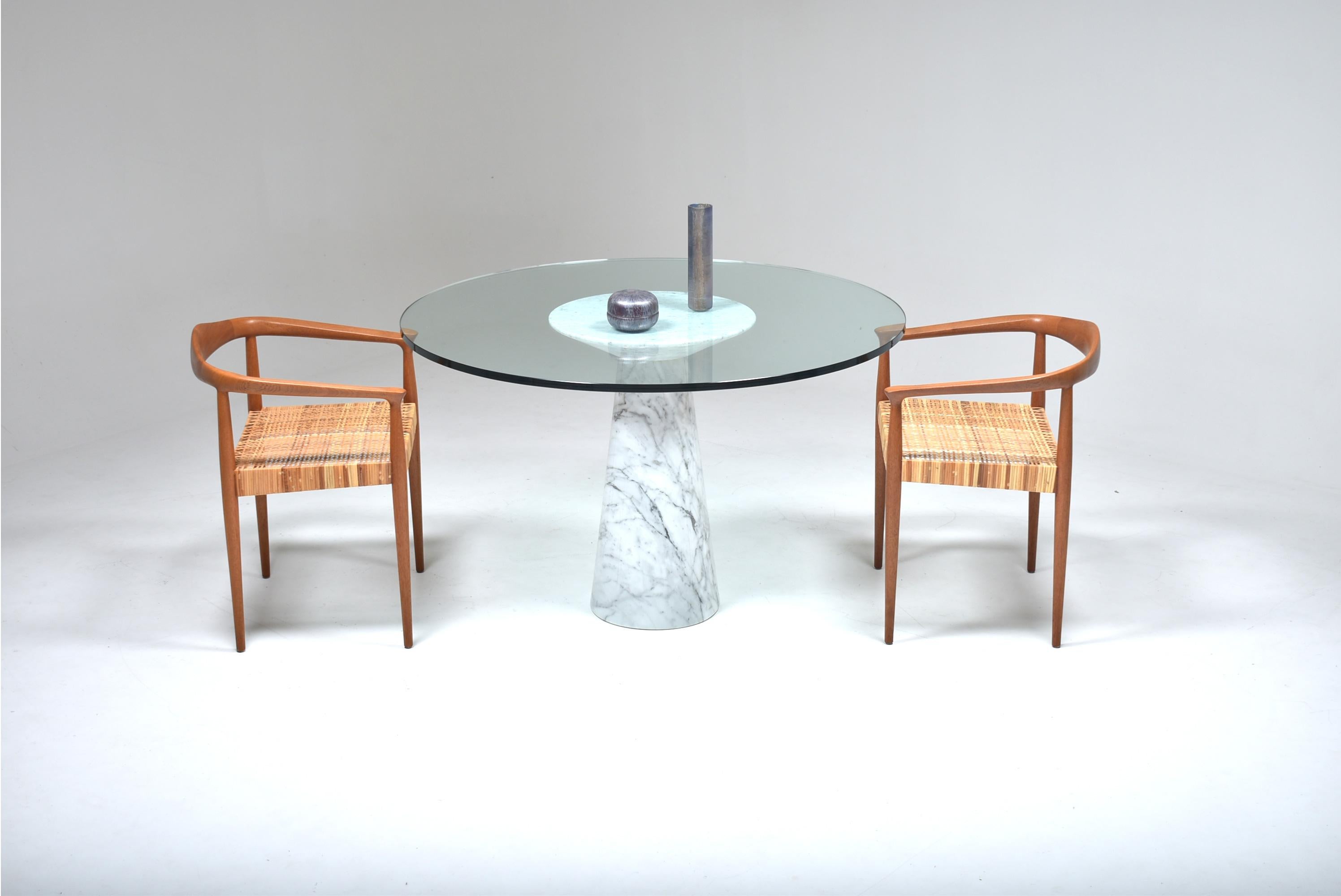 Table de salle à manger ronde à piédestal Angelo Mangiarotti, marbre et verre, Italie, 1970 en vente 7