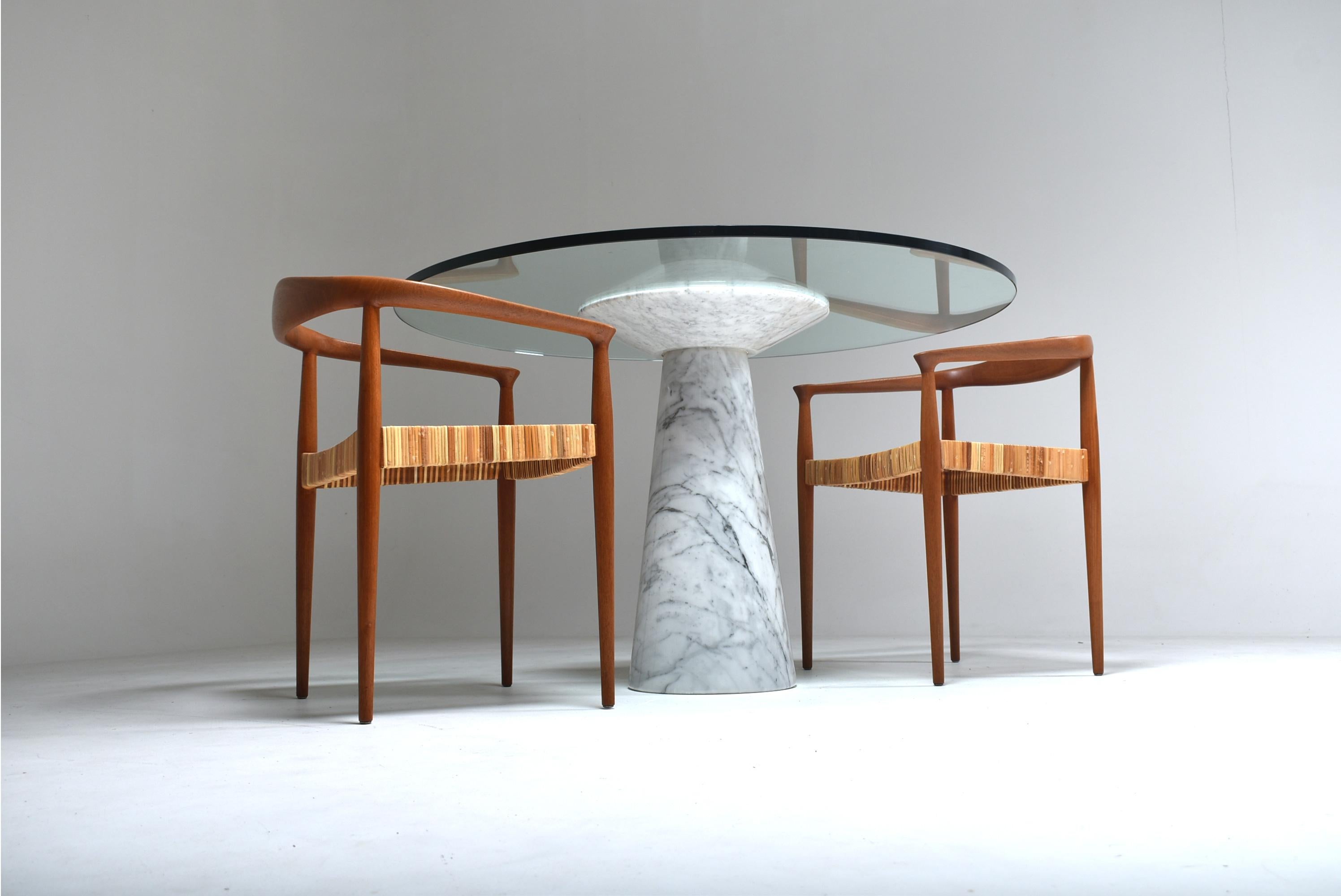 Polished Angelo Mangiarotti Round Pedestal Dining Table, Marble and Glass, Italy, 1970 For Sale