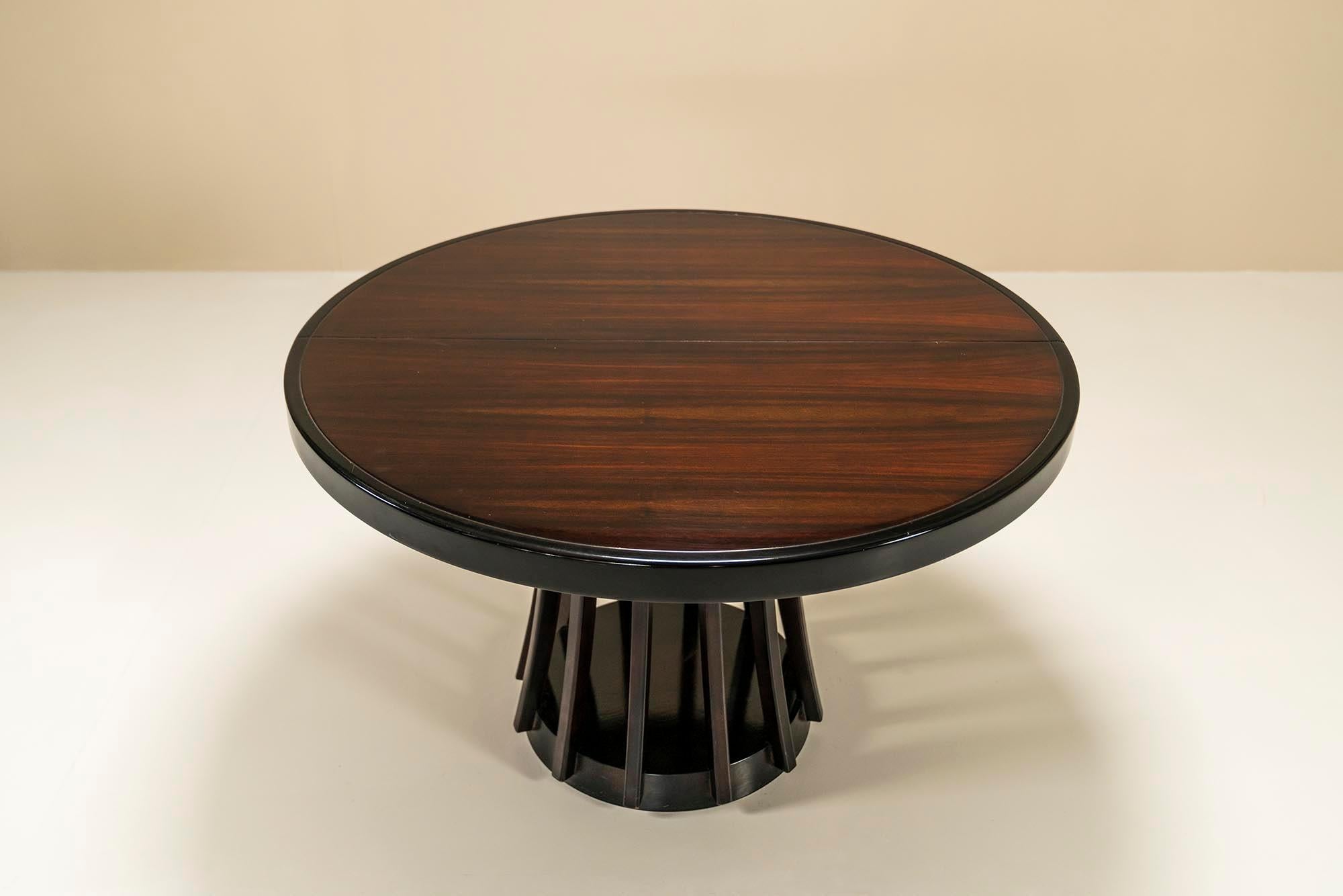 Angelo Mangiarotti 'S11' Round Dining Table in Ebony, Italy, 1970s In Good Condition For Sale In Hellouw, NL
