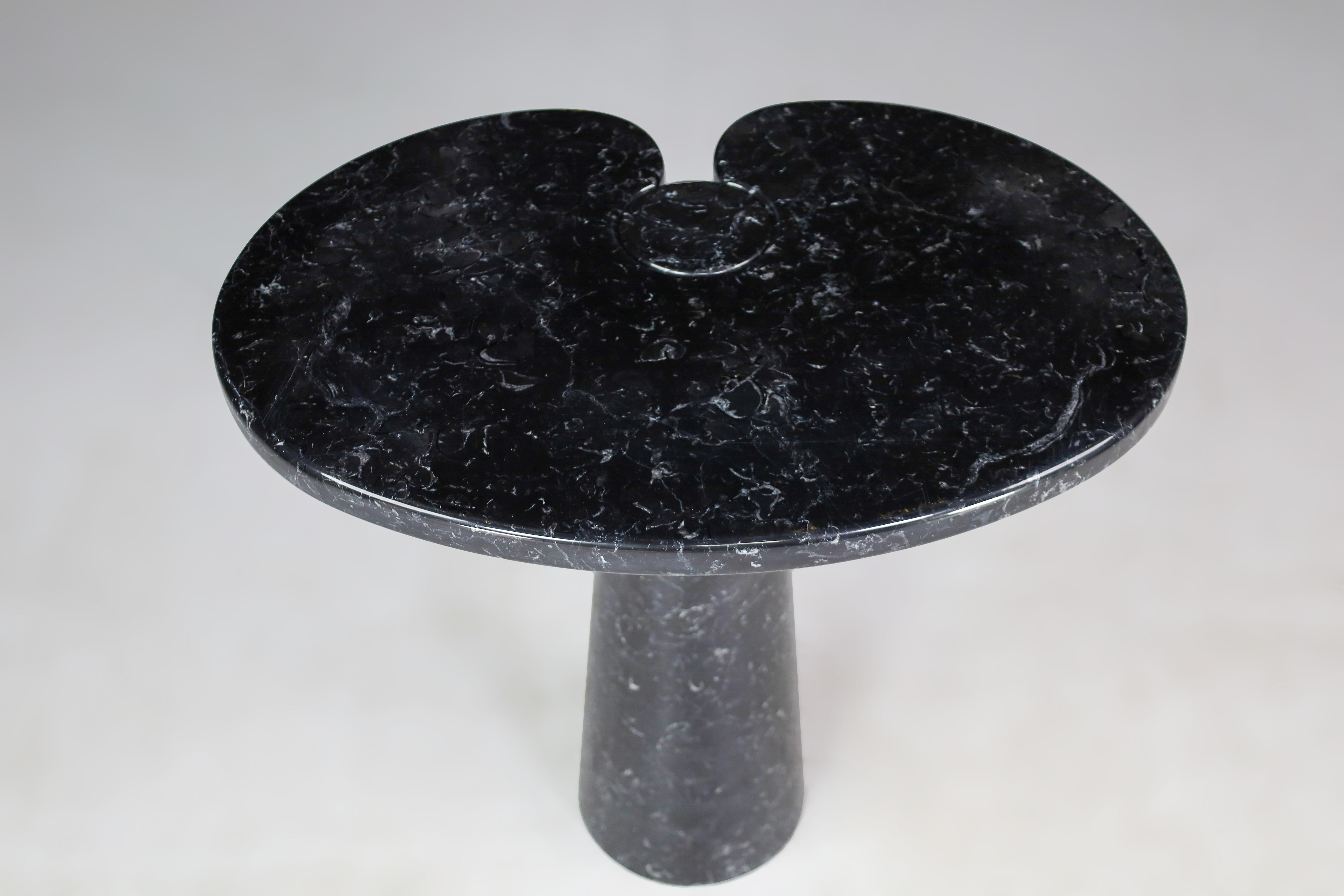 Late 20th Century Angelo Mangiarotti set of 2 Nero Marquina marble consoles for Skipper Italy 1970 For Sale