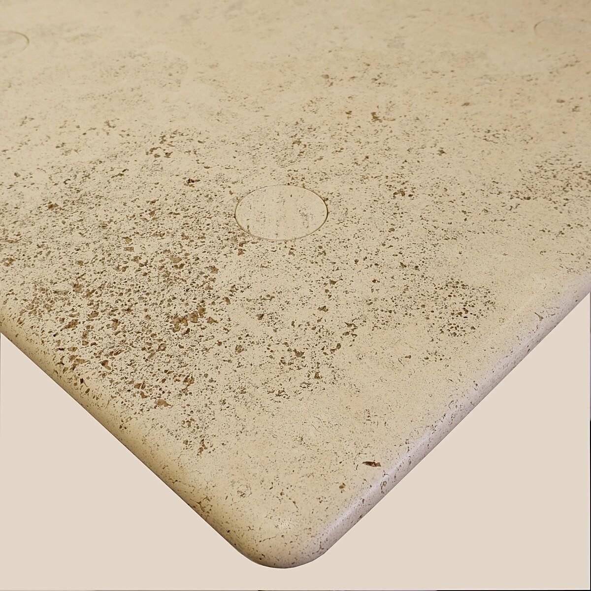 Angelo Mangiarotti Quadratischer Couchtisch aus Travertin - 1970er Jahre (Moderne der Mitte des Jahrhunderts) im Angebot
