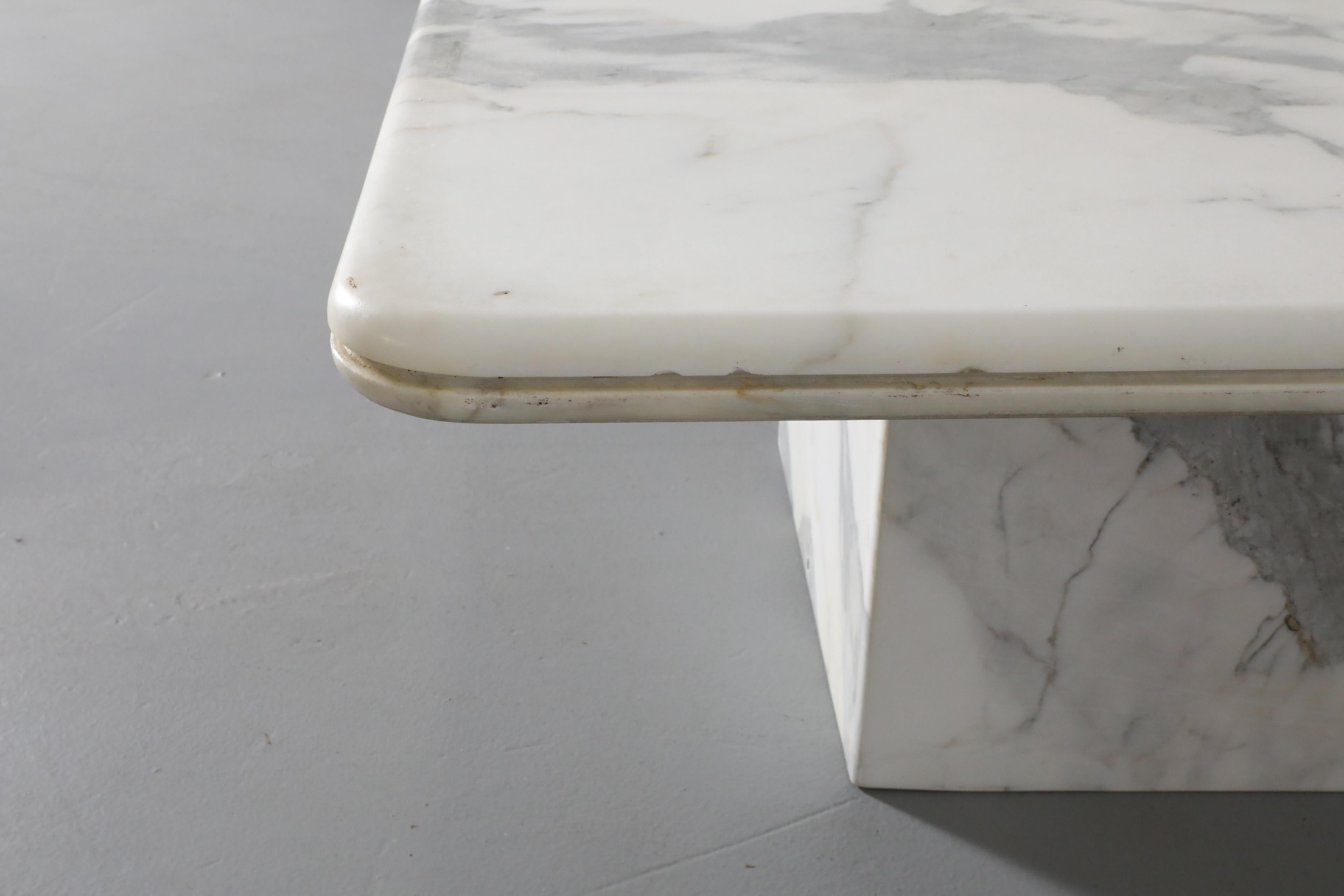 Angelo Mangiarotti Style Modernist Marble Coffee or Side Table For Sale 5