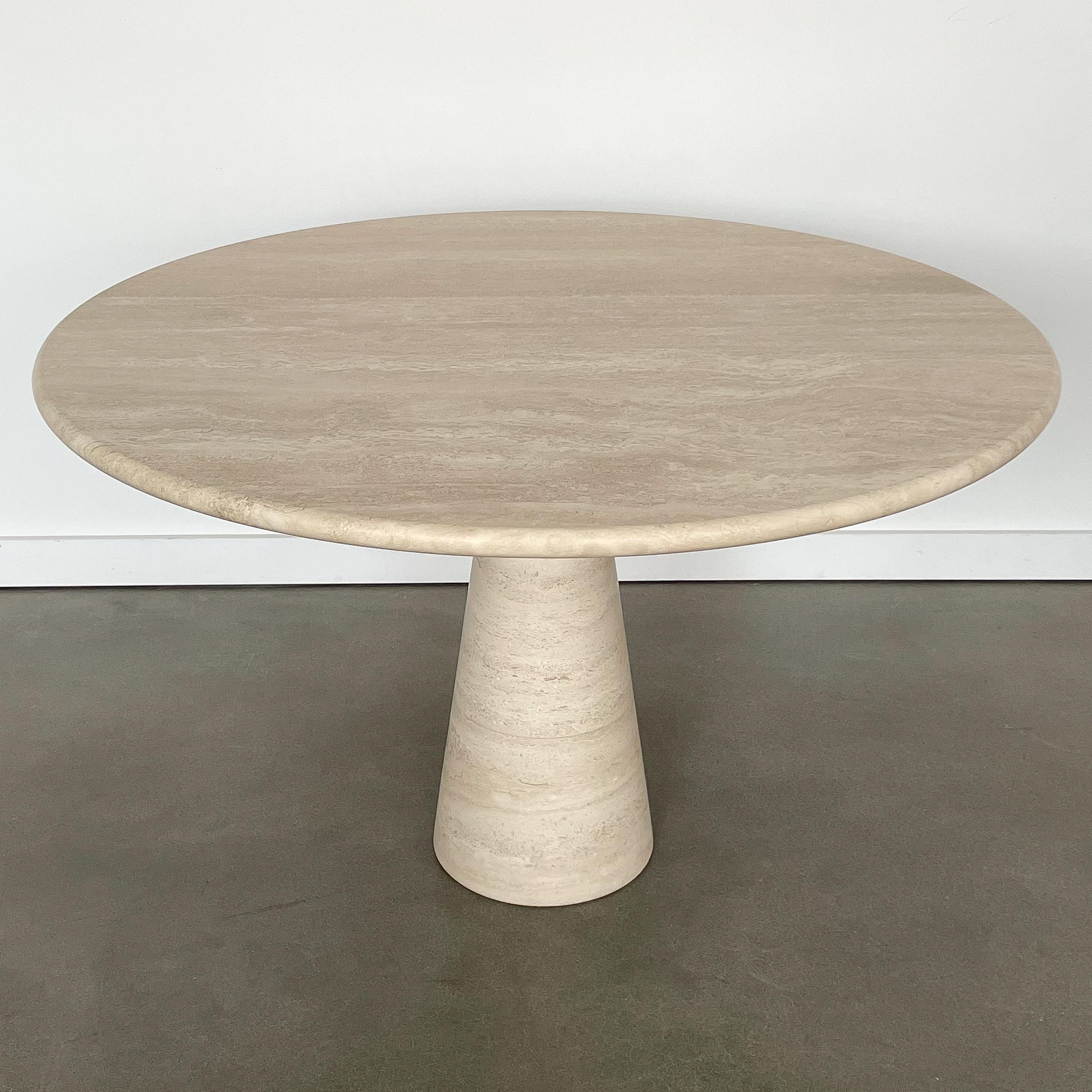 Angelo Mangiarotti Style Round Travertine Pedestal Dining Table In Excellent Condition In Chicago, IL