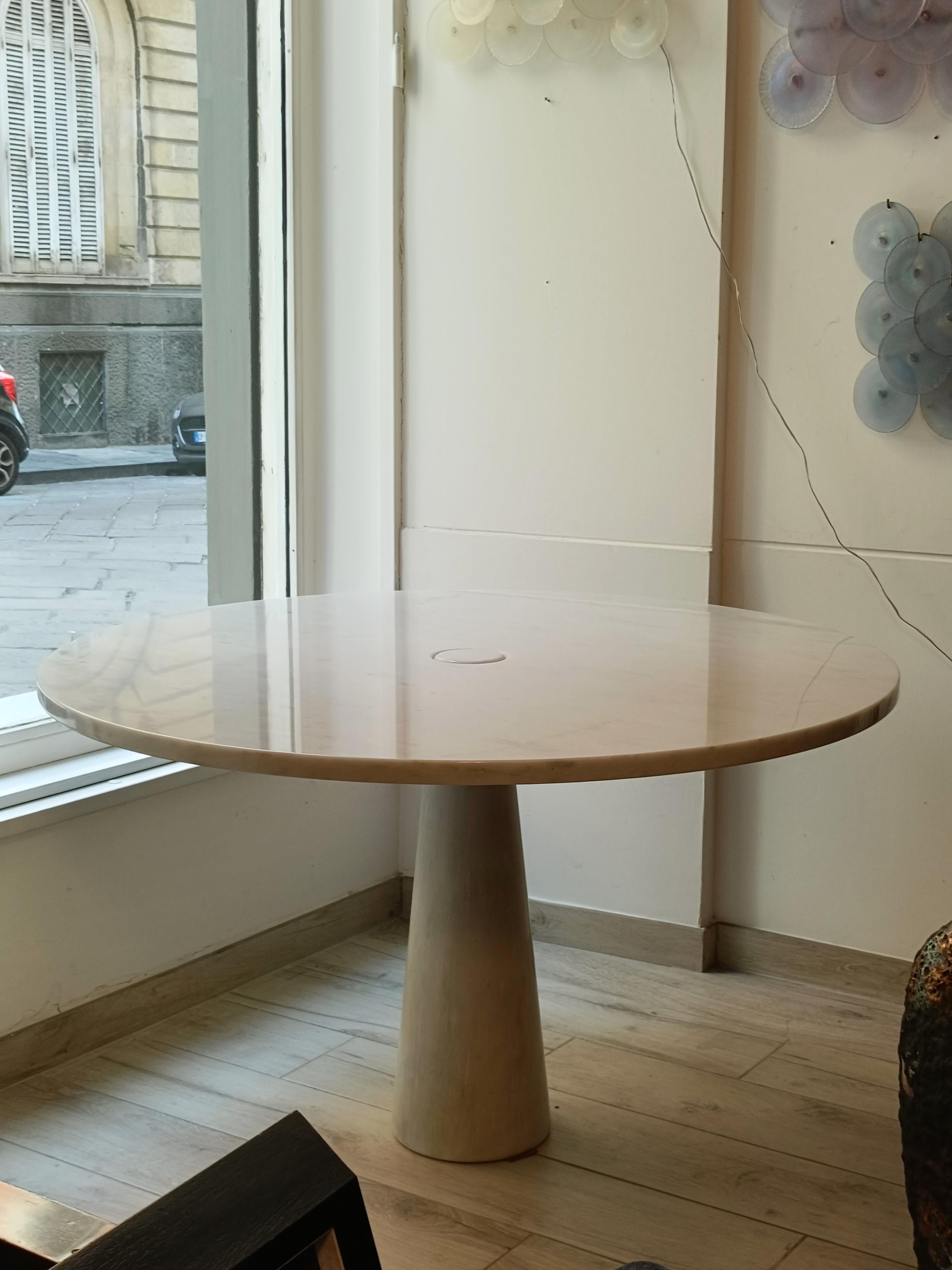 Mid-Century Modern Angelo Mangiarotti Round Marble Table 