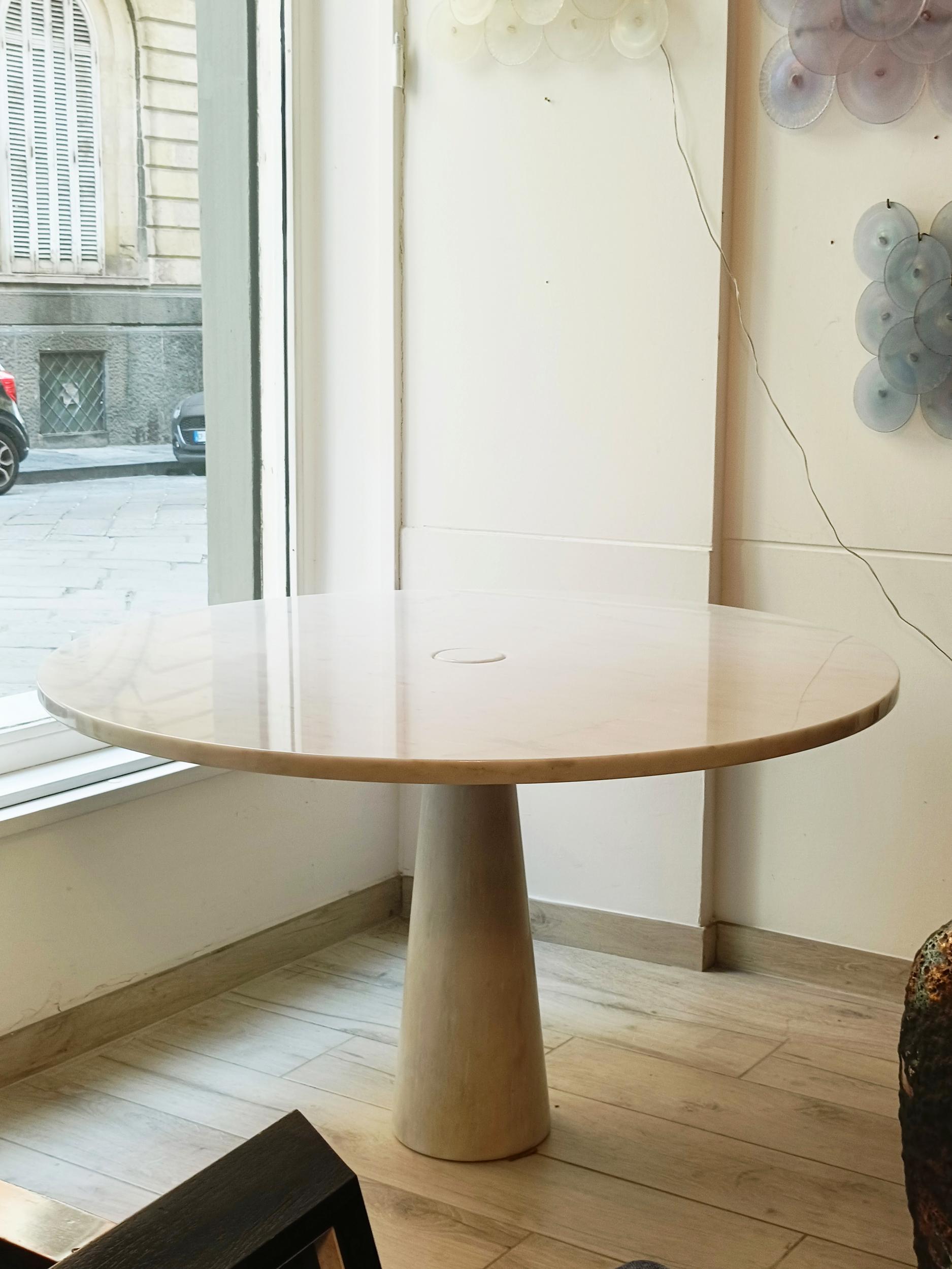 Italian Angelo Mangiarotti Round Marble Table 