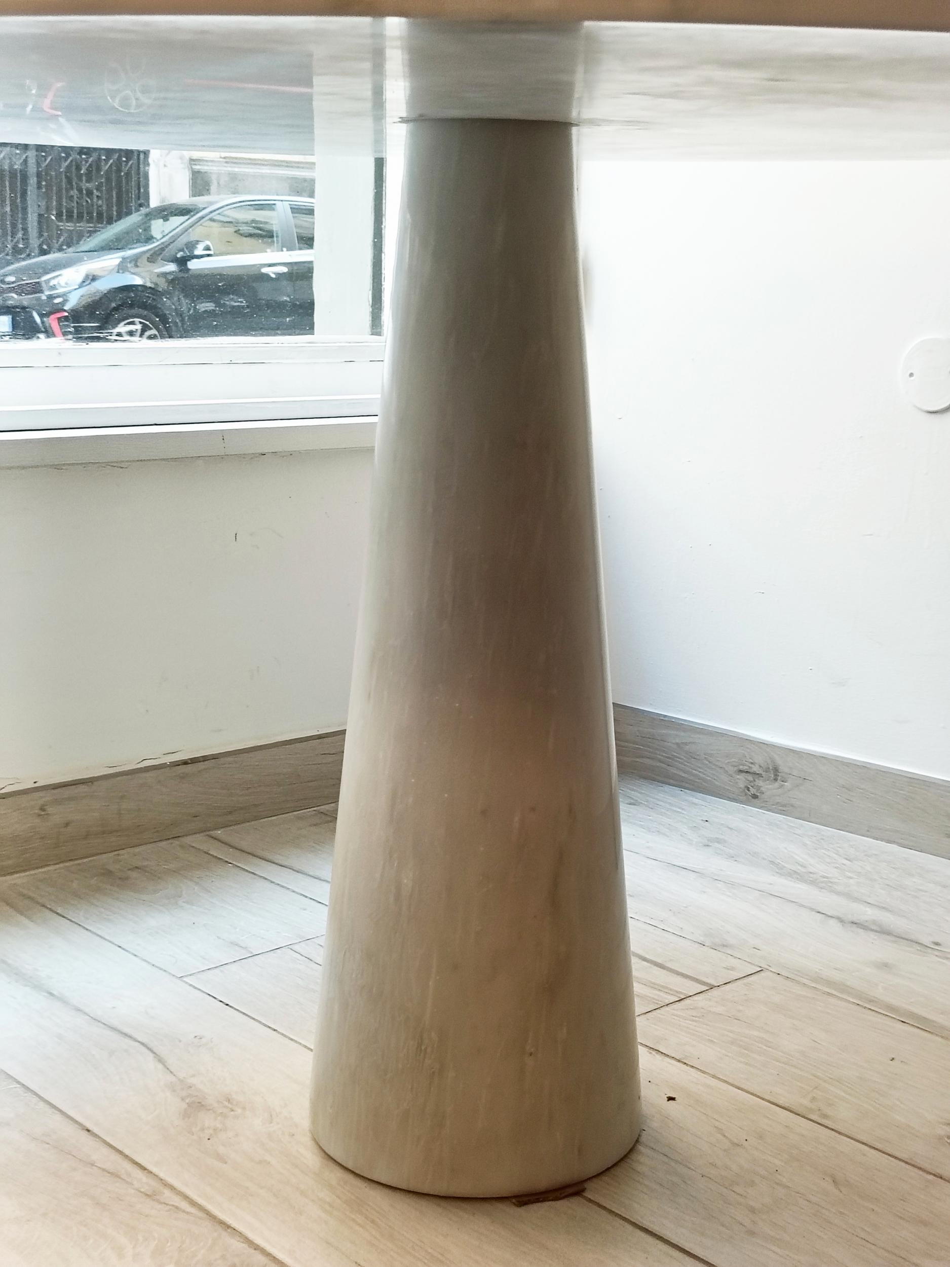 Late 20th Century Angelo Mangiarotti Round Marble Table 