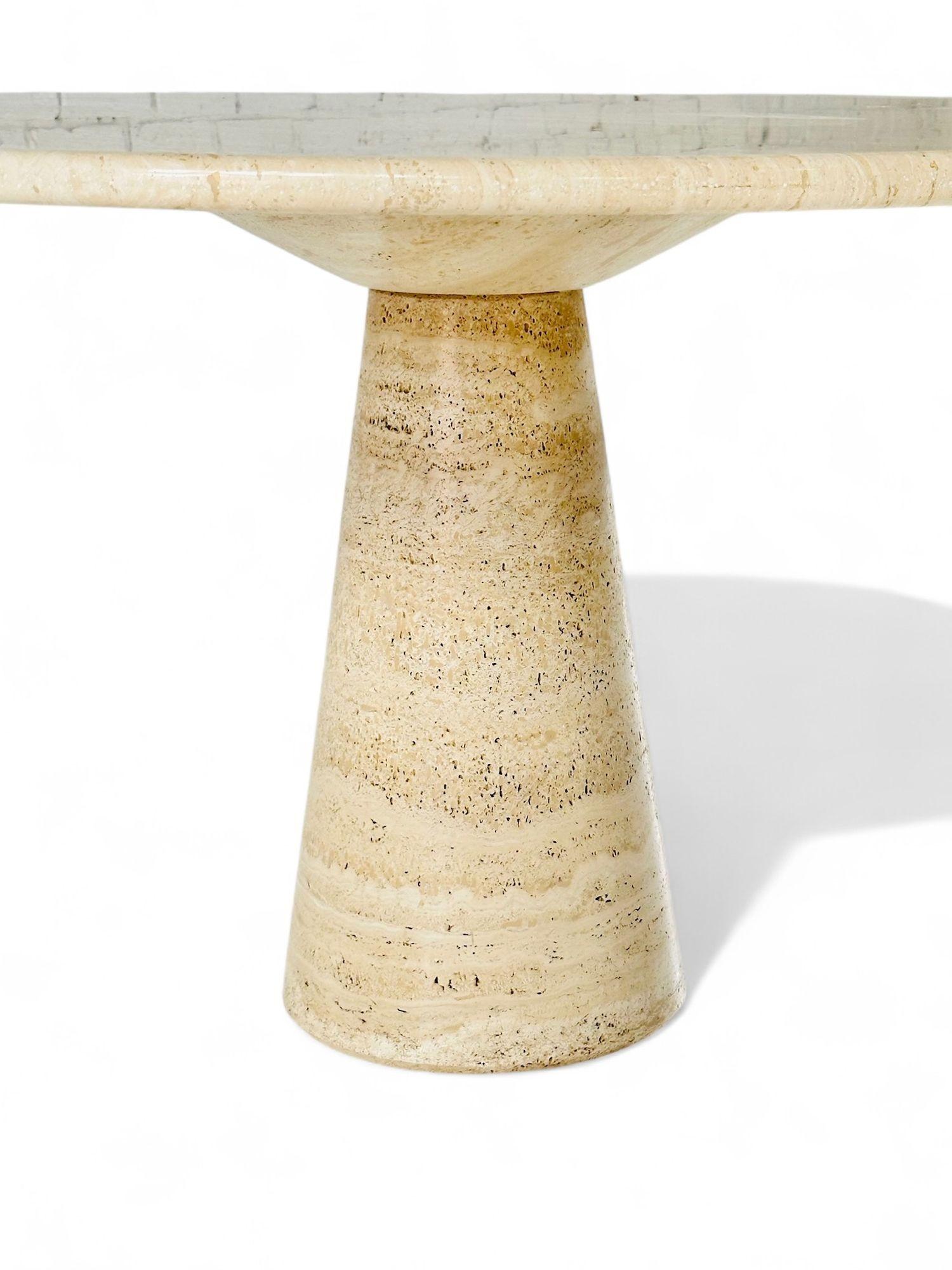 Angelo Mangiarotti Mesa de comedor con pedestal de travertino, Italia 1970 en venta 3