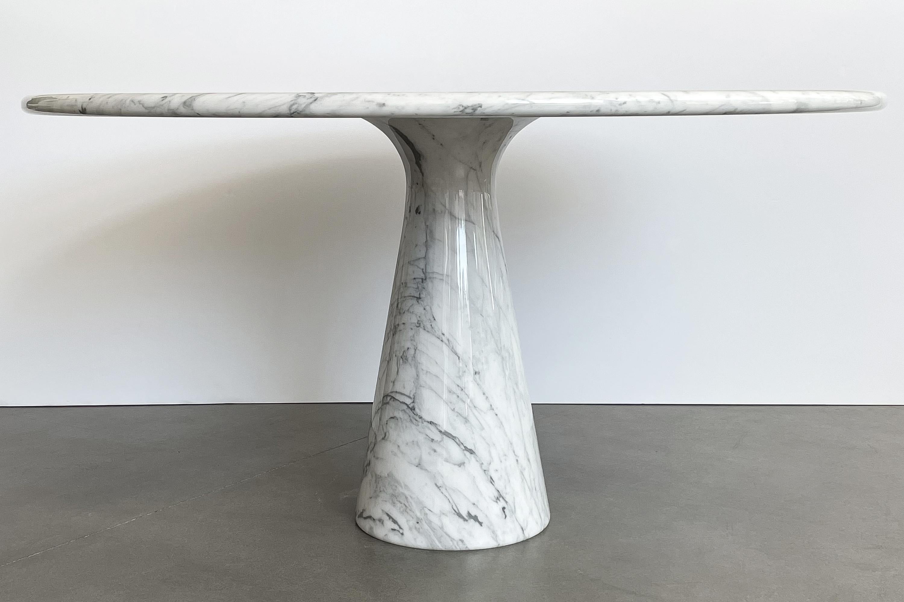 Late 20th Century Angelo Mangiarotti White Carrara Marble M1 Dining Table for Skipper