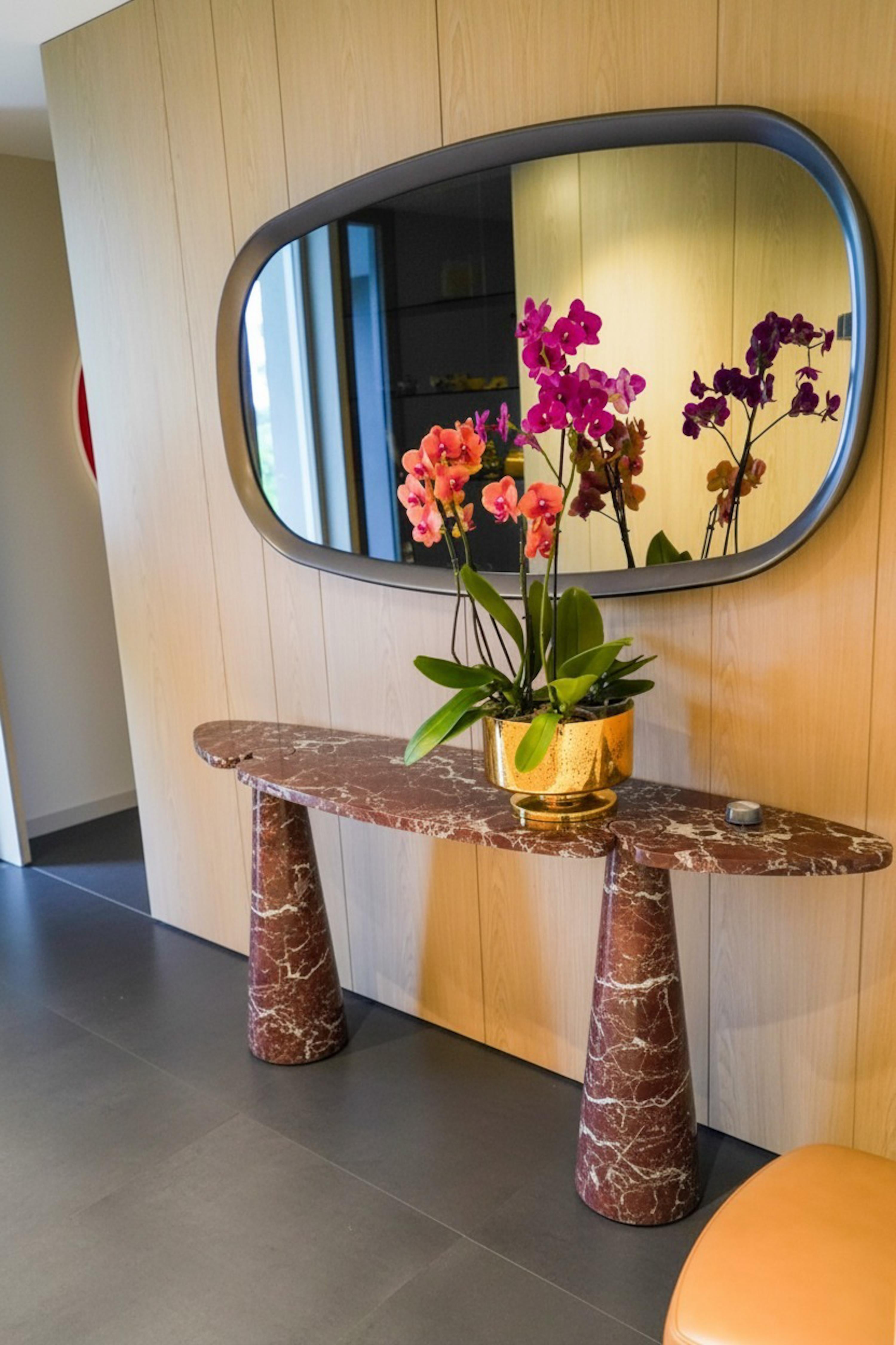 Mesa consola Rosso Levanto estilo Angelo Mangioratti - Mesa de recibidor de mármol Artes y manualidades en venta