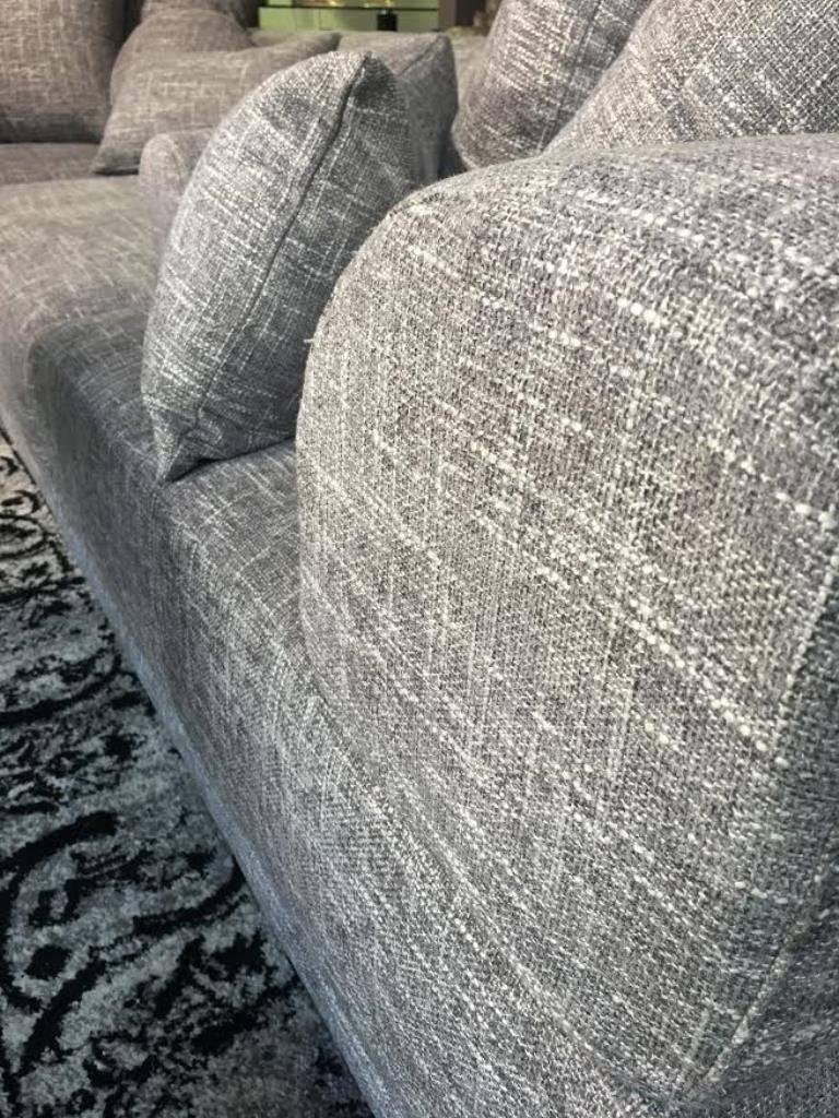 Américain Angelo Modular Moderne Canapé sectionnel personnalisable en vente
