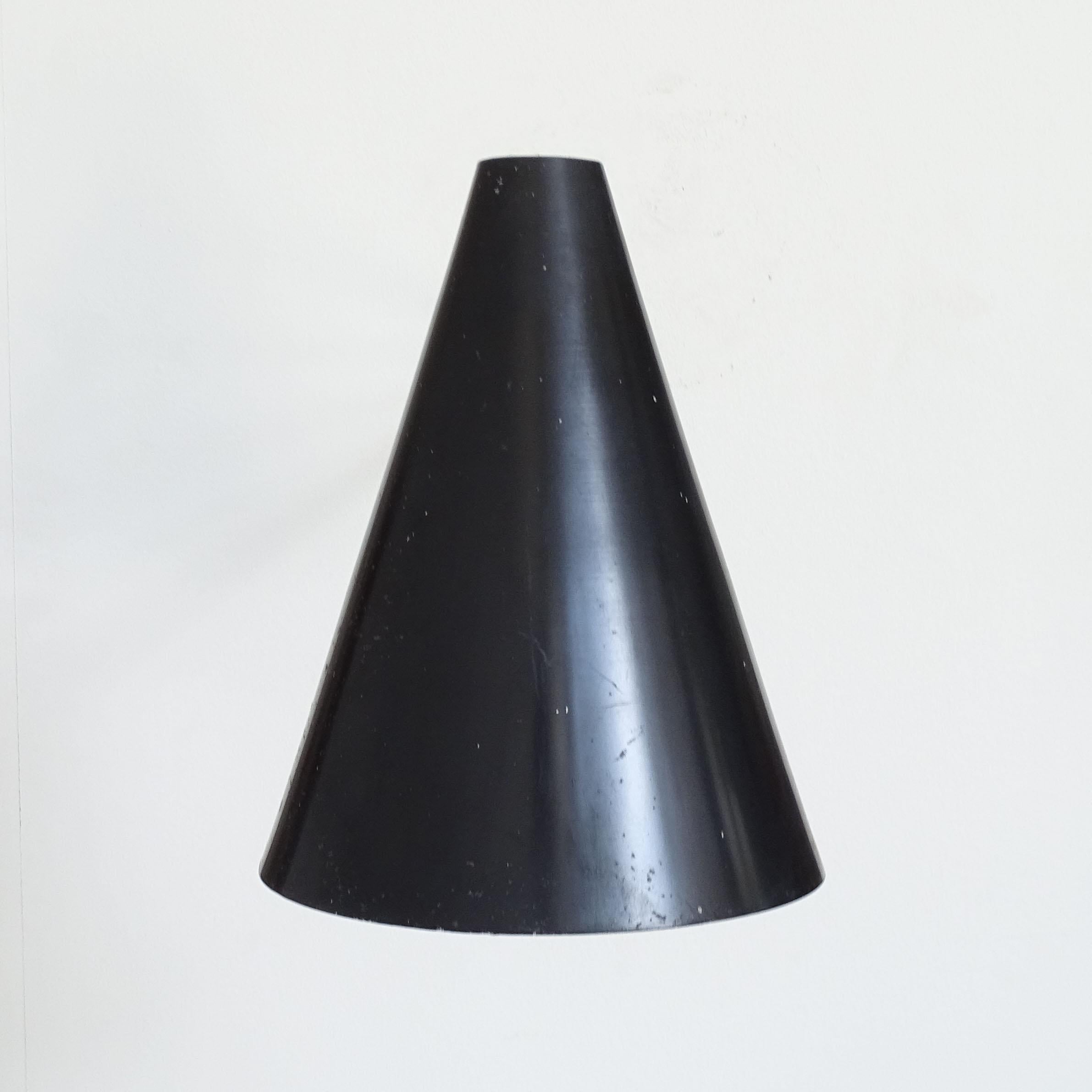 Mid-Century Modern Angelo Ostuni Applique noire réglable pour Oluce, Italie, années 1950 en vente