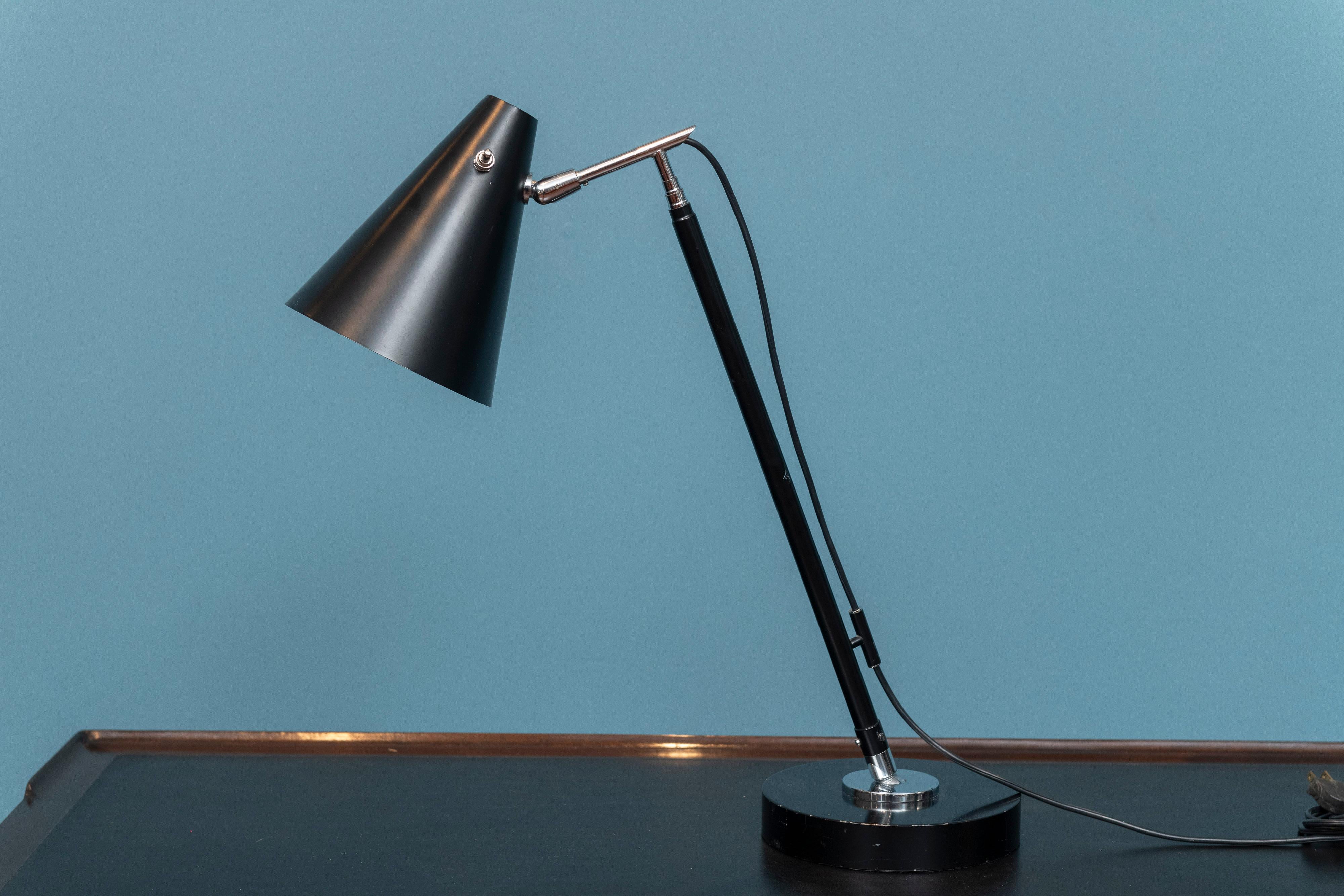 Angelo Ostuni and Renato Forti Telescopic Lamp for Oluce, Model 201 For Sale 4