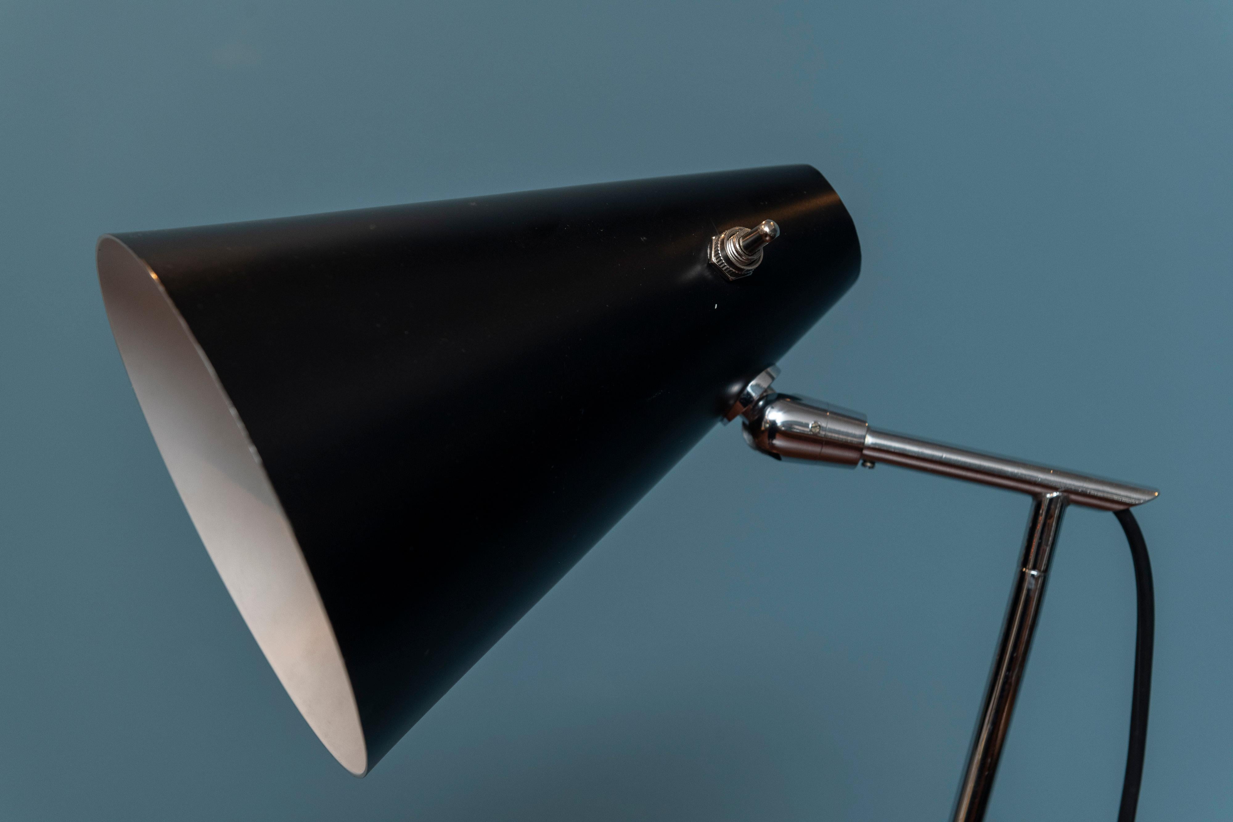Angelo Ostuni and Renato Forti Telescopic Lamp for Oluce, Model 201 In Good Condition For Sale In San Francisco, CA