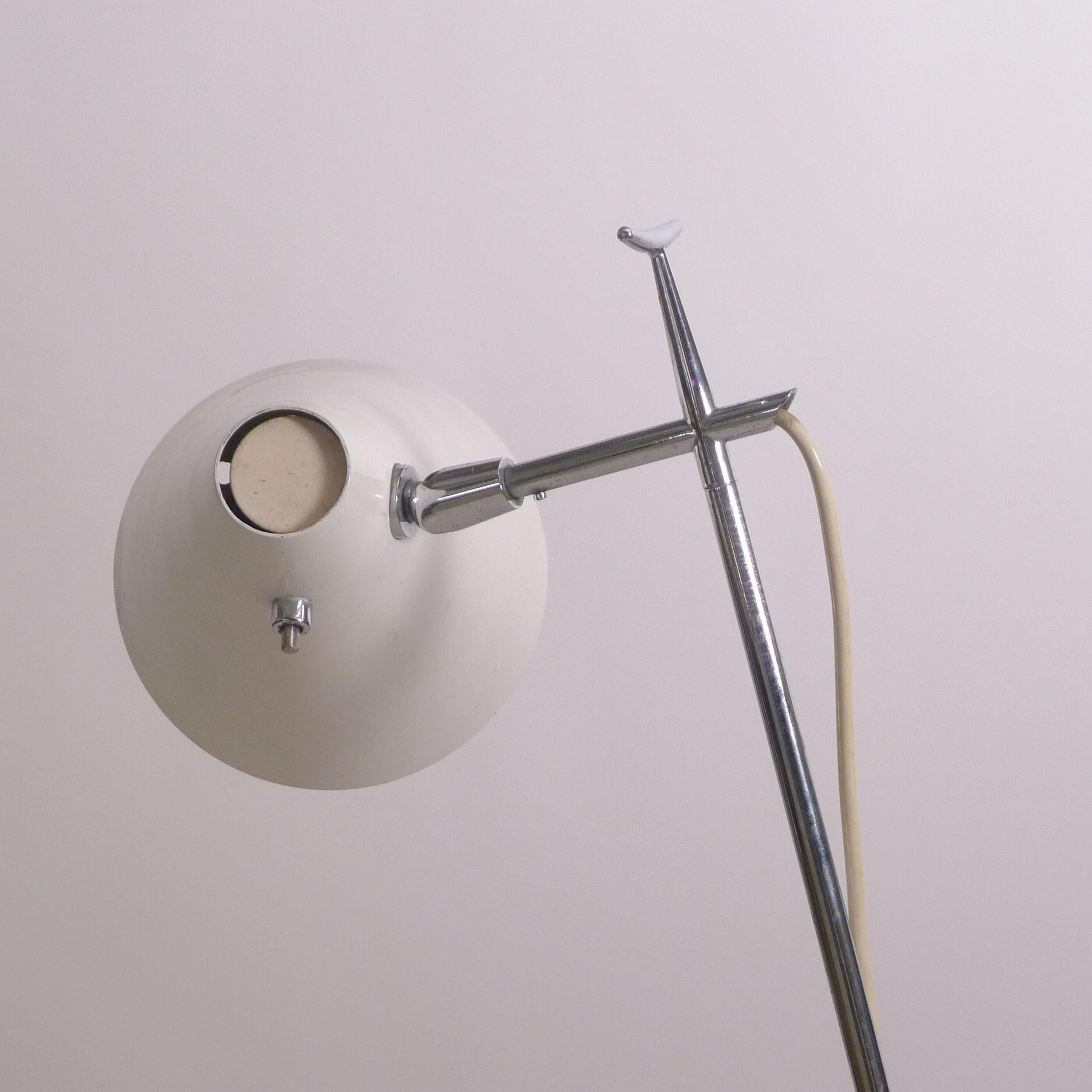Angelo Ostuni & Renato Forti para Oluce, Lámpara de pie telescópica, Model No. 201, años 50 en venta 3