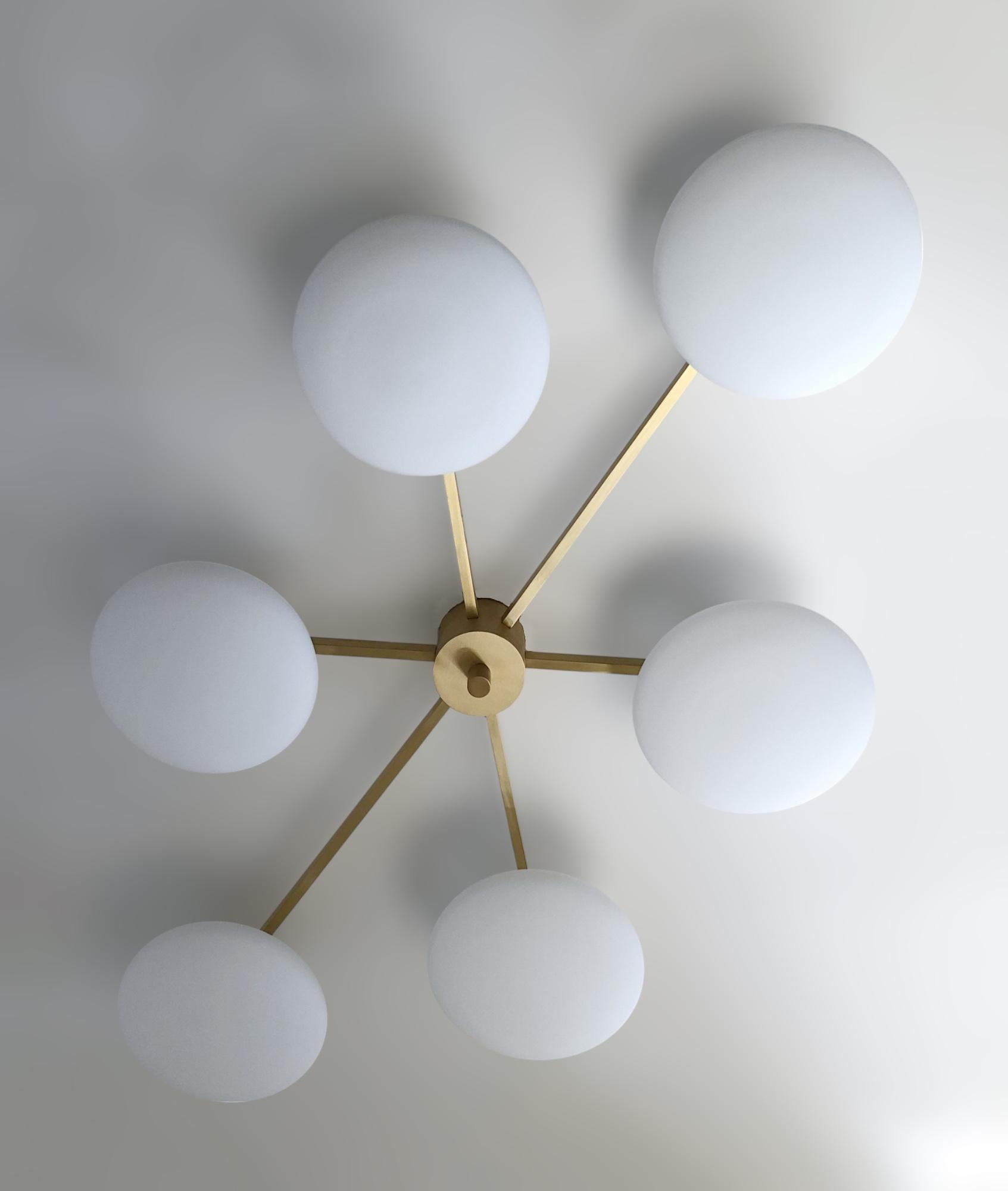 Angelo Schatten Flush Mount (Moderne der Mitte des Jahrhunderts) im Angebot