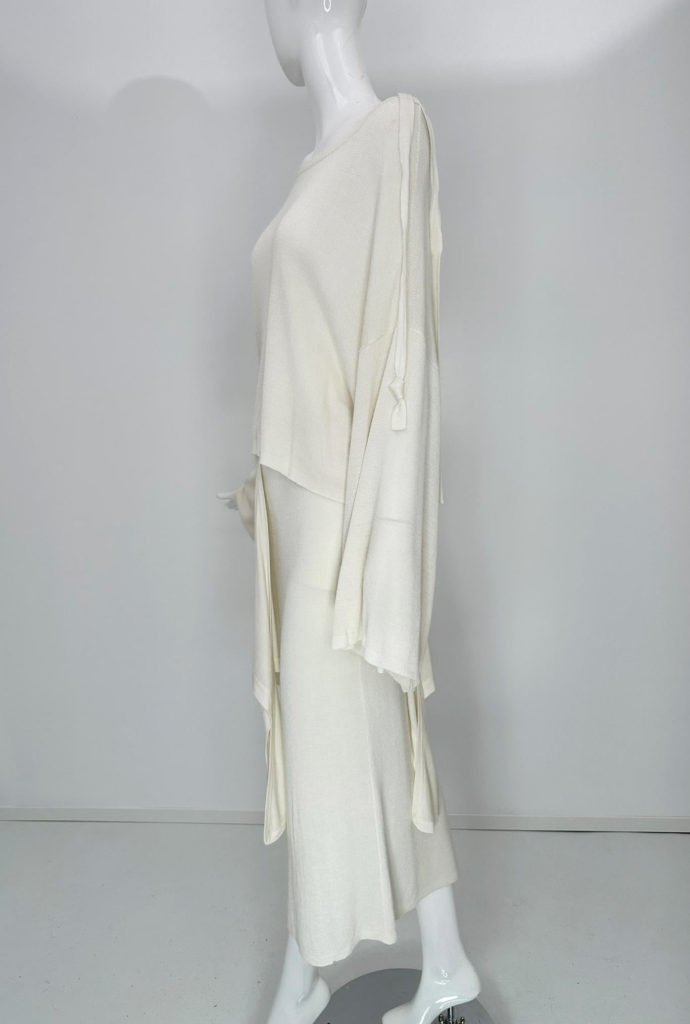Gray Angelo Tariazzi Paris 2pc Off White Knit Kimono Sleeve Top & Hip Tie Skirt 1980s For Sale