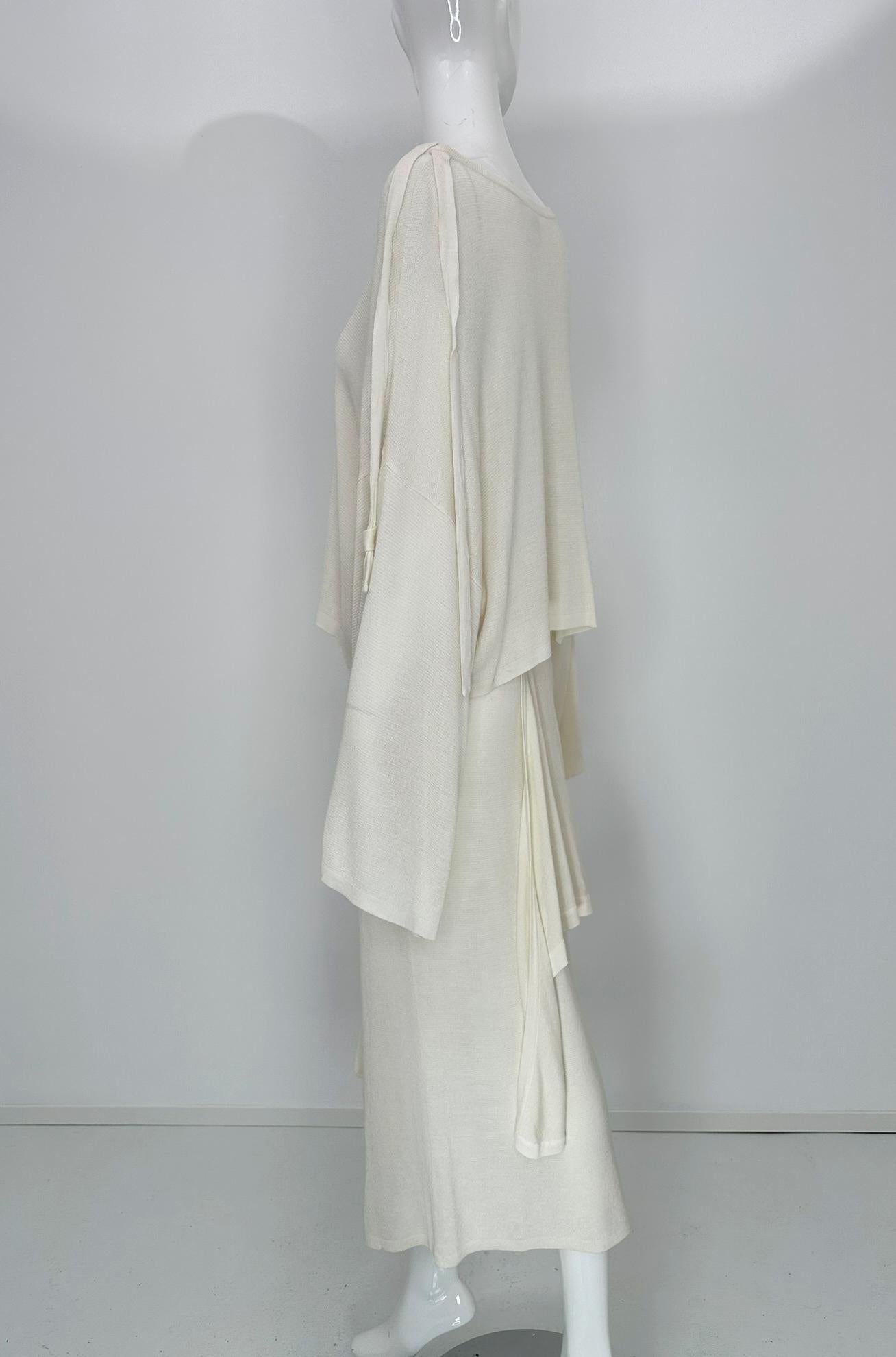 Angelo Tariazzi Paris 2pc Off White Knit Kimono Sleeve Top & Hip Tie Skirt 1980s In Good Condition For Sale In West Palm Beach, FL