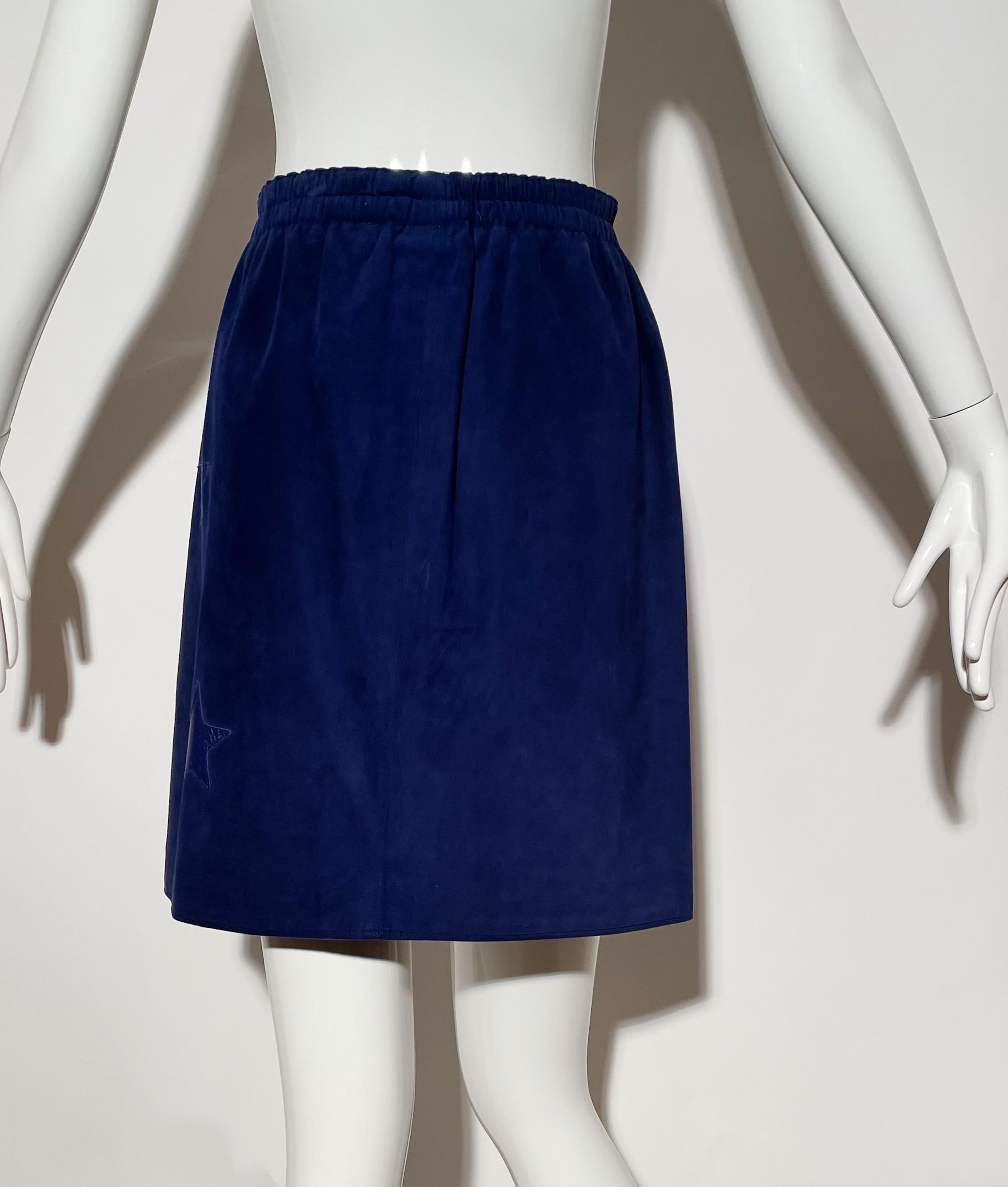 Angelo Tarlazzi Suede Star Skirt  In Excellent Condition For Sale In Waterford, MI