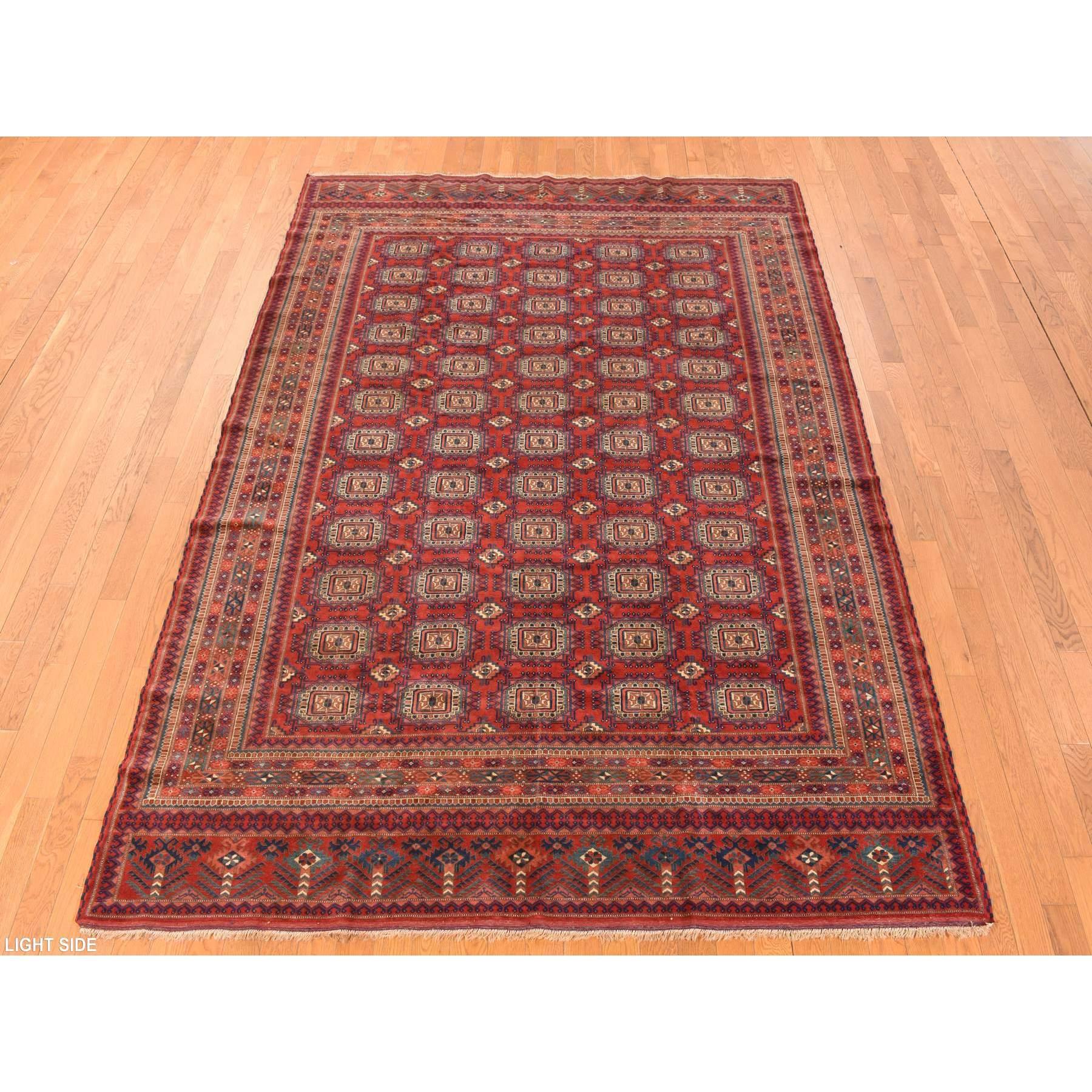 Angels Red Antiker, sauberer, handgeknüpfter, antiker Turkaman-Teppich aus reiner Wolle (Mittelalterlich) im Angebot