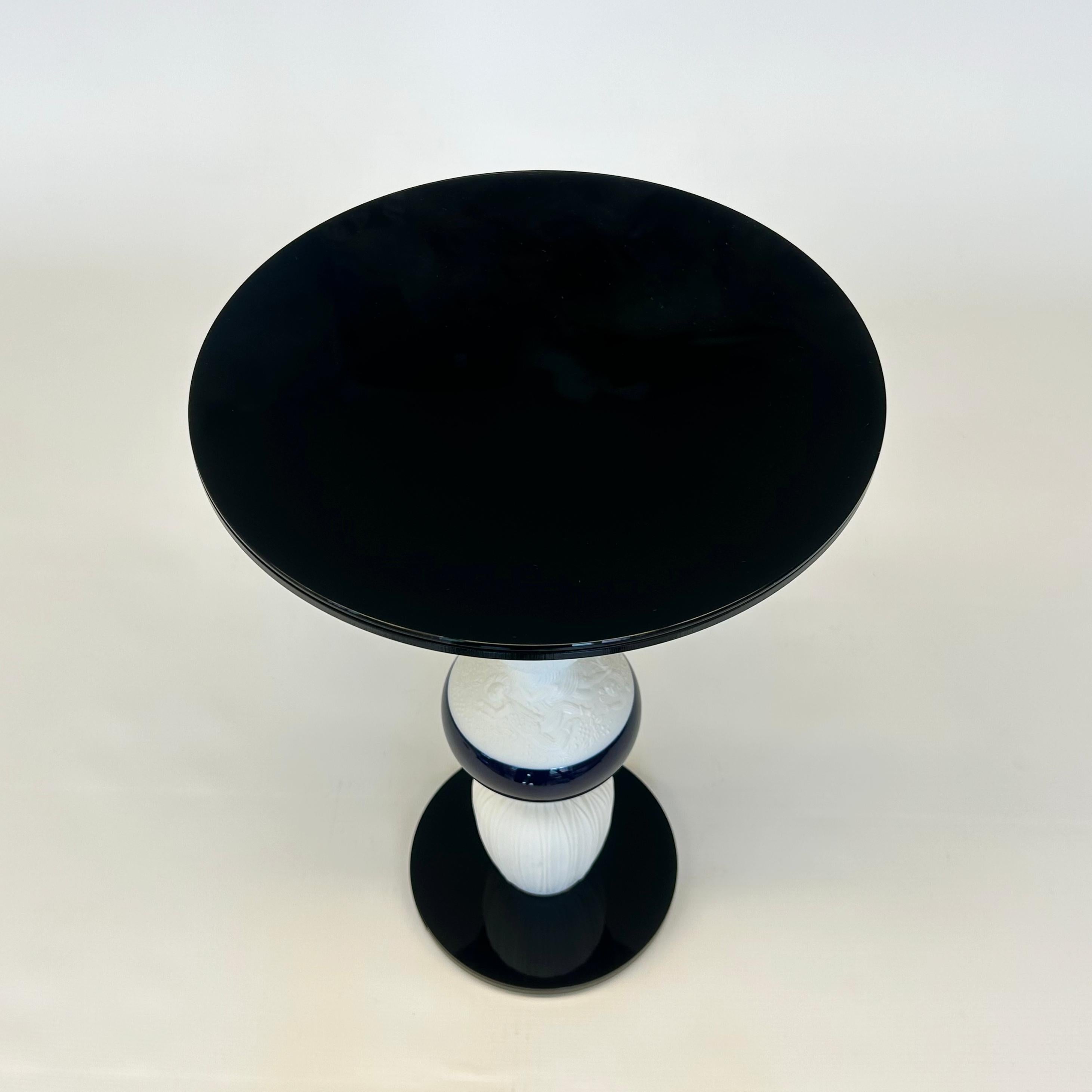 Anges, Table d'appoint Excellent état - En vente à Berlin, DE