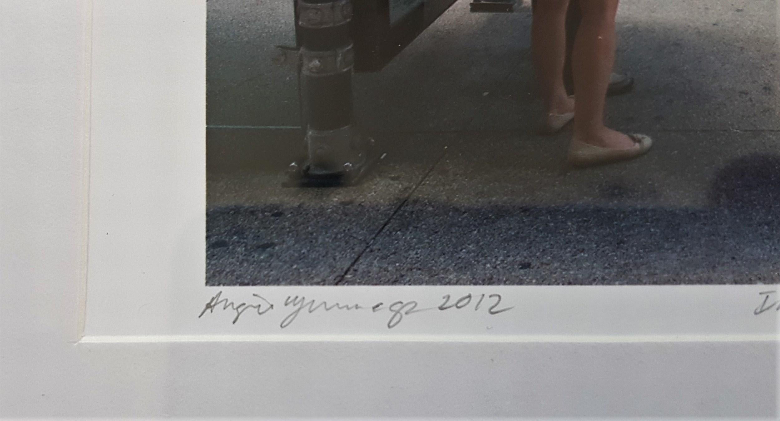 Angie Jennings
Innuendo
Material: Archivalischer Pigmentdruck
Datum: 2012
Abmessungen: 4 x 6 Zoll.
Von Hand signiert und nummeriert
Auflage: 15
COA bereitgestellt

Angie ist seit über 30 Jahren als Fotografin tätig.  Ihre Bilder können Geschichten