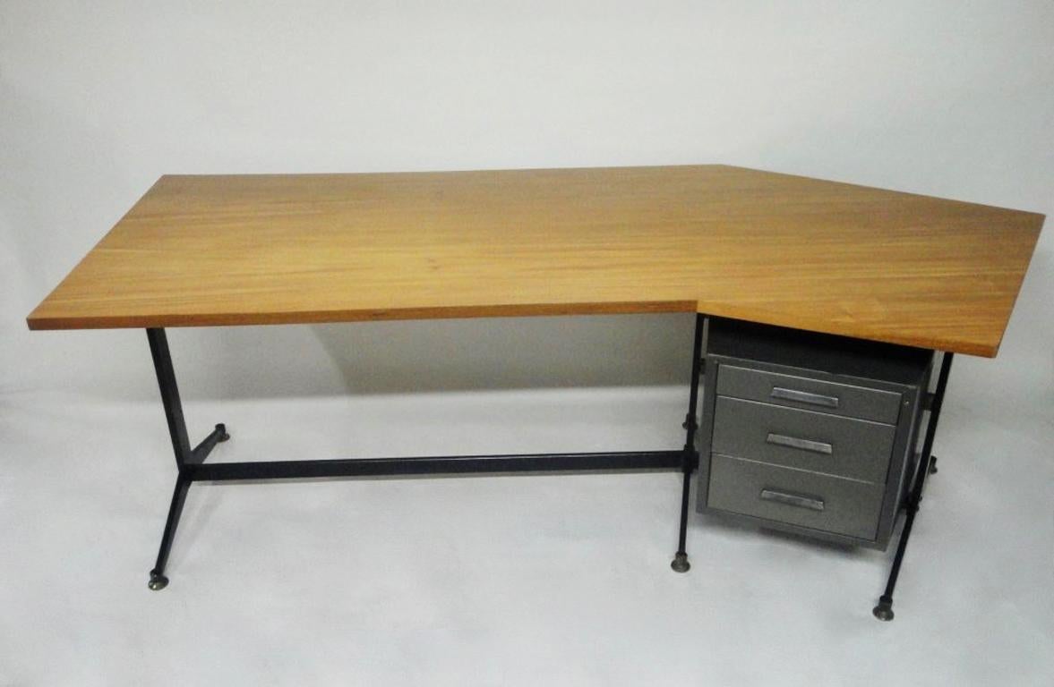 tecno desk