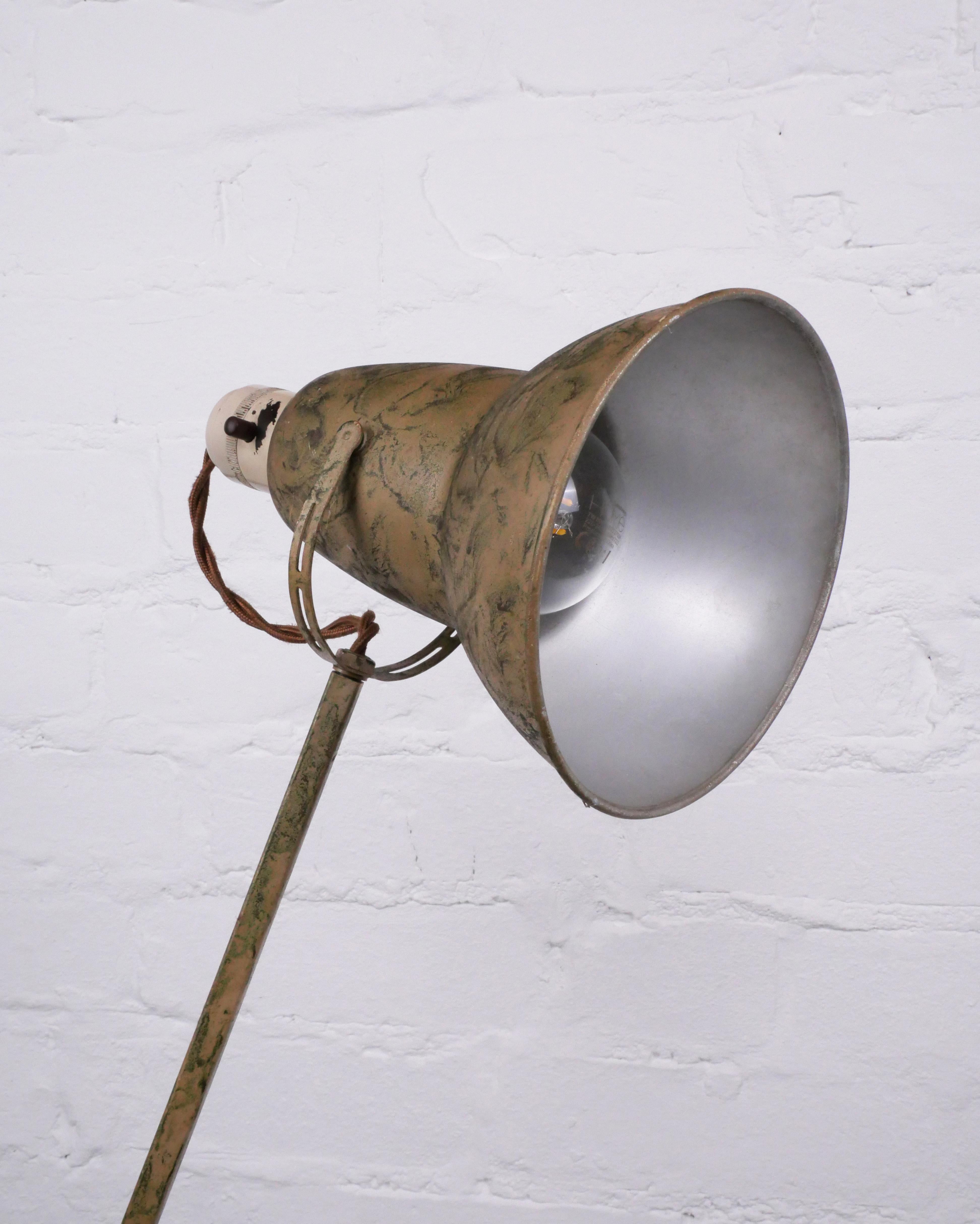 Metal Anglepoise lamp model 1227, mid-century, original, rewired and fully functioning For Sale