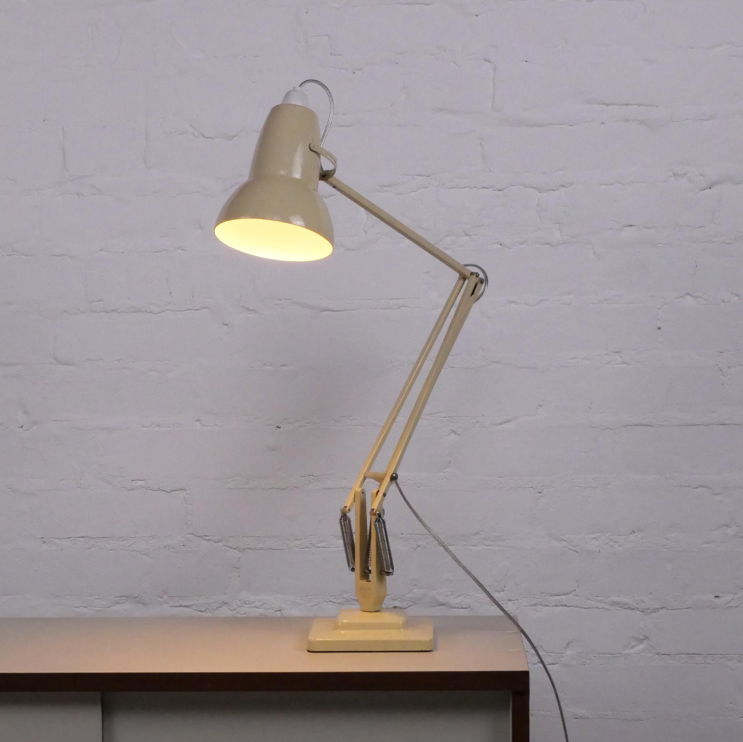 20th Century Anglepoise lamp model 1227, mid-century, original, rewired and fully functioning