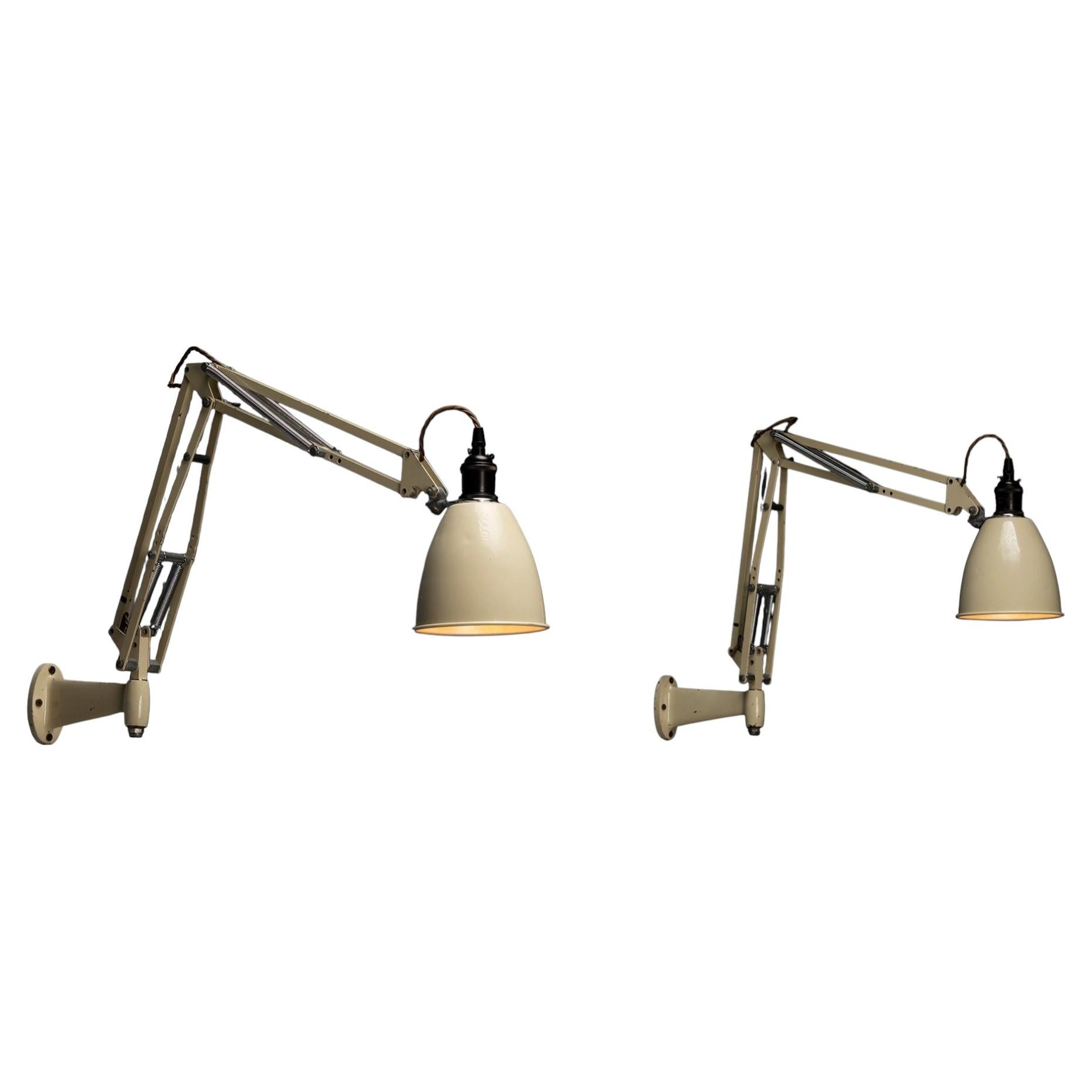 Who invented the gooseneck lamp?