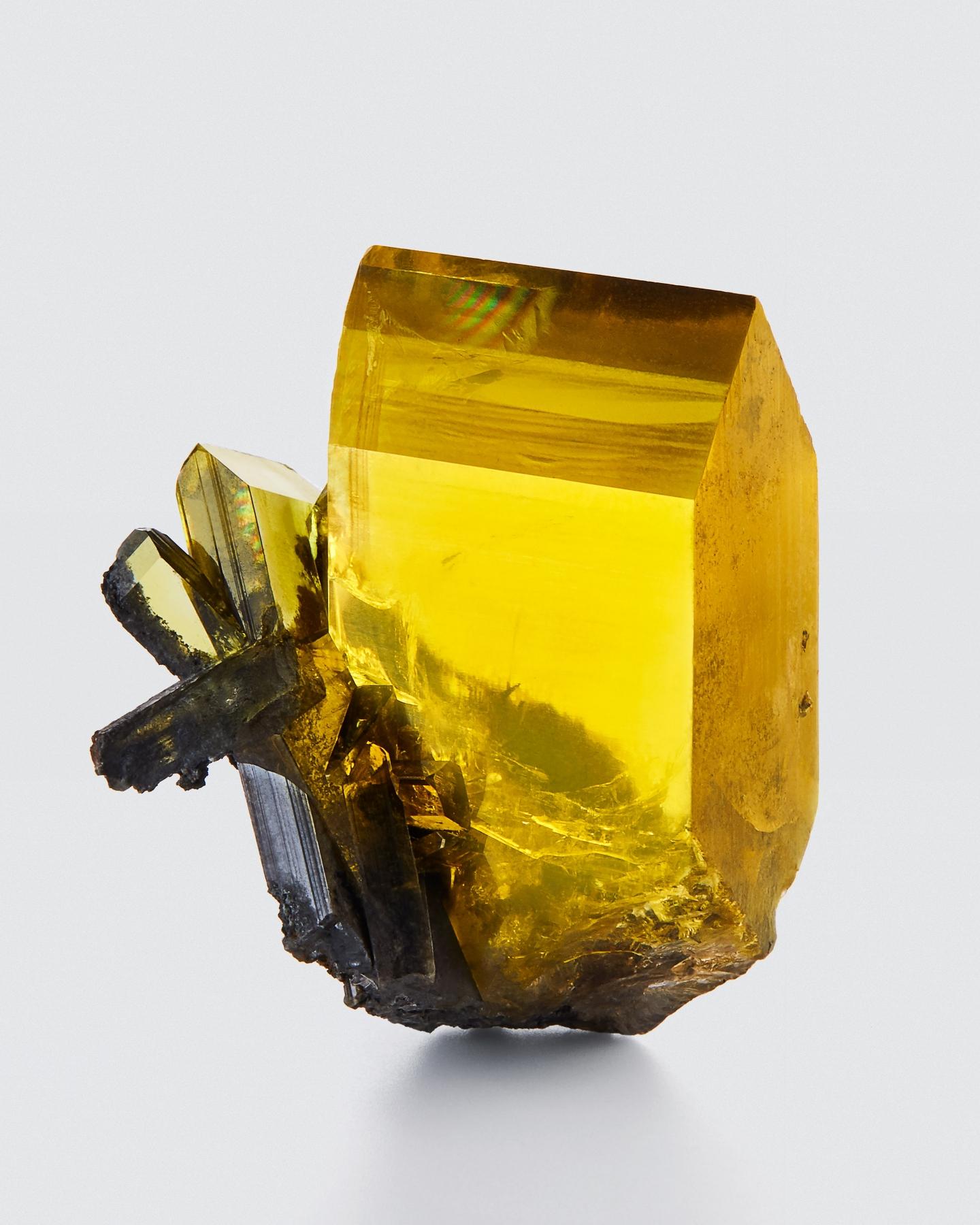 Anglesite

Touissit, Touissit-Bou Beker mining district, Jerada Province, Oriental Region, Morocco

Anglesite is among the rarest species to find in exceptional collector quality. The finest known examples were all discovered in Morocco during a