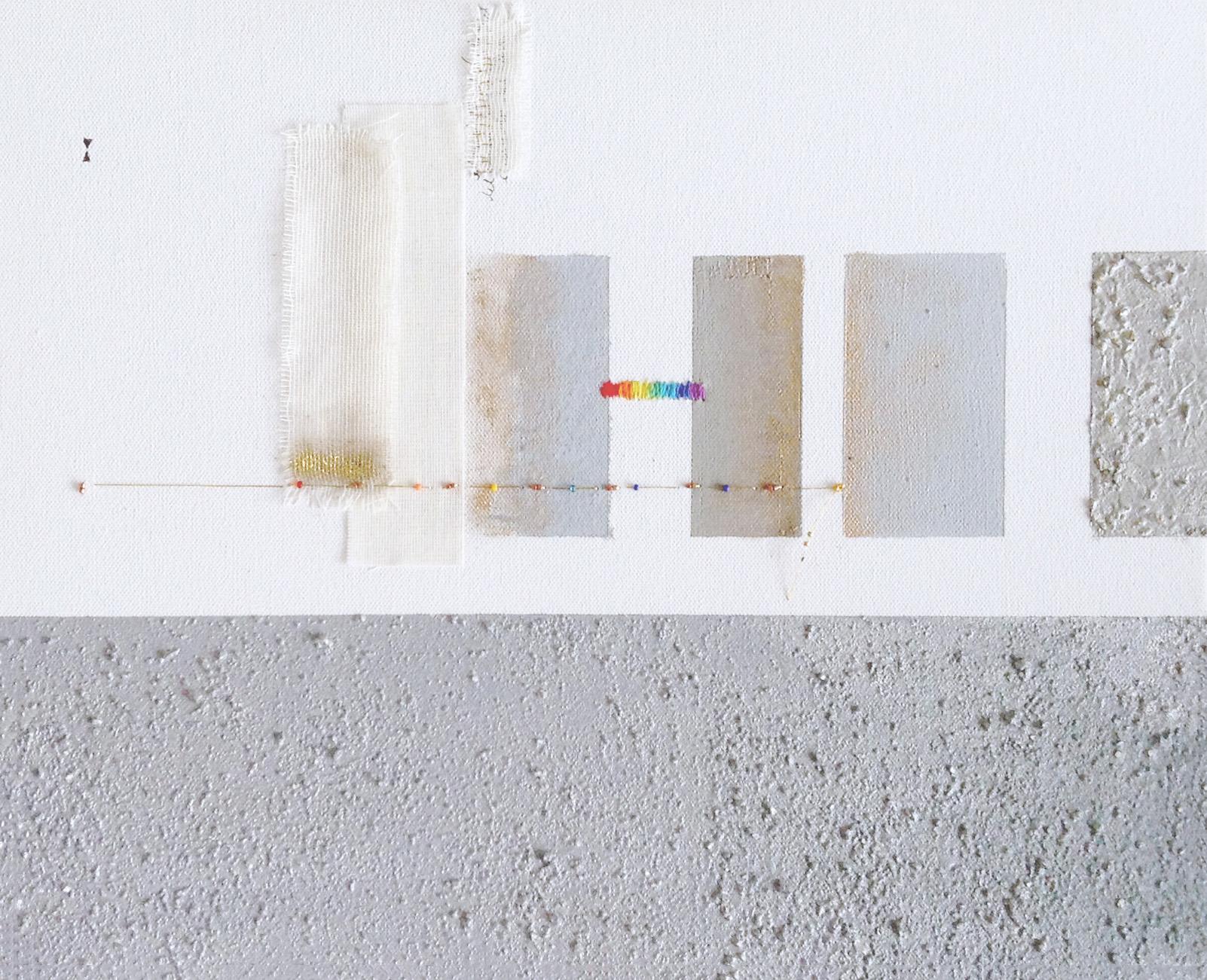 Matérialiser plastiquement l'atmosphère énergétique typique de l'espace mental méditatif et induire ainsi des états de contemplation et d'introspection, tel a été le but des œuvres produites sous le nom d'Intentions of Silence.

Angelica Chavarro