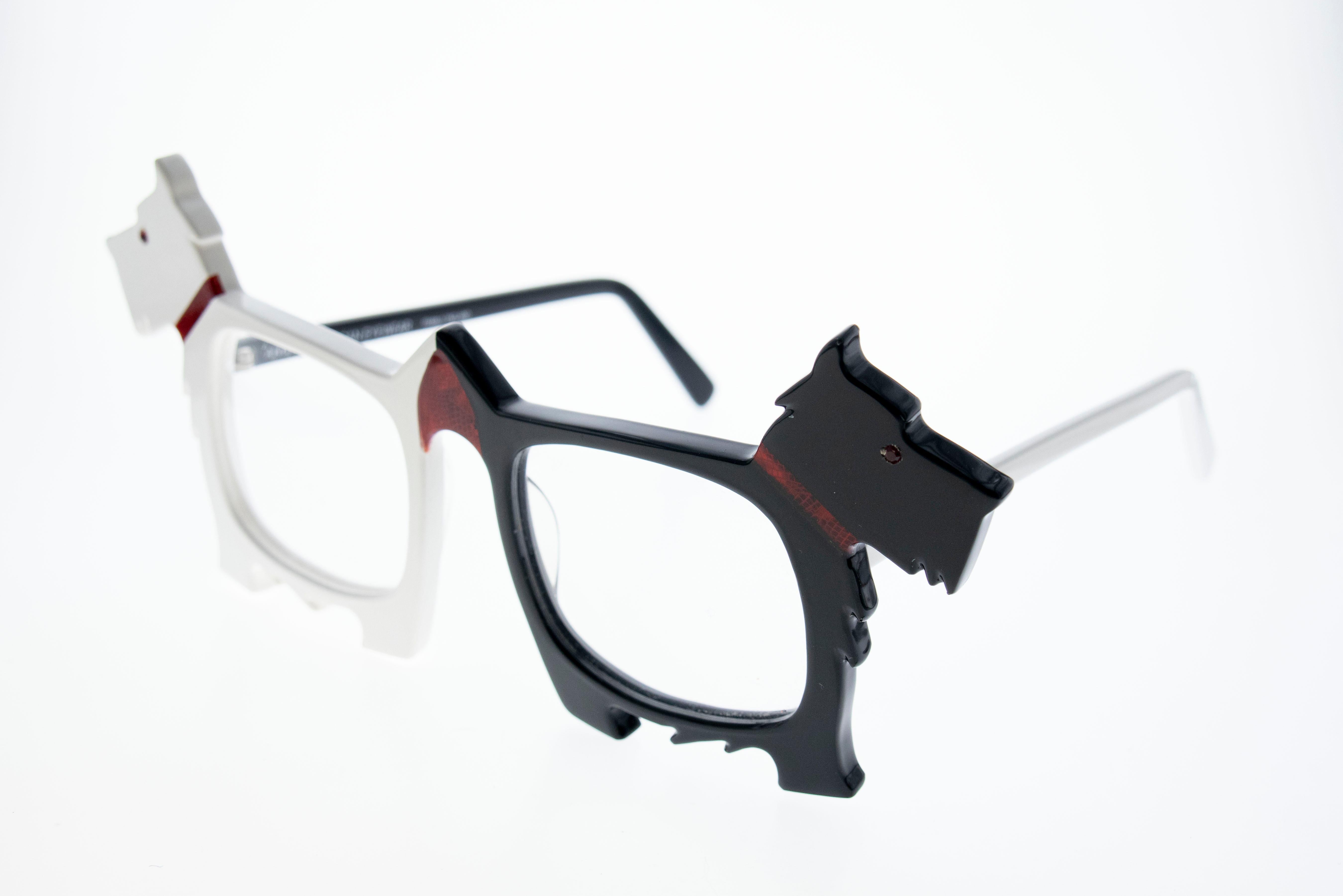 Anglo American Optical is one of the oldest frame manufacturers. This frame was produced in England.   

Every frame produced by them has a very high quality and unique value, it is a real collection piece.   

In part they were produced by hand in