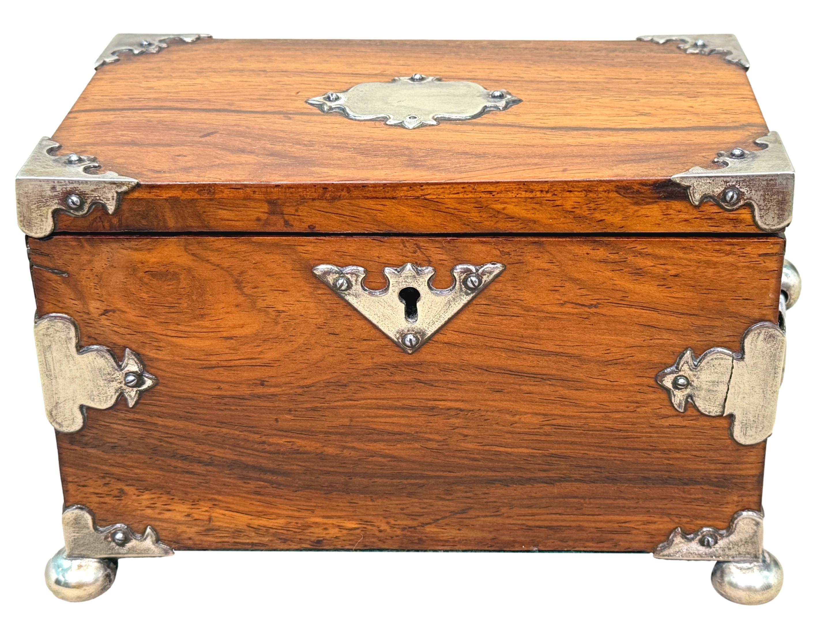 Boite à thé Padouk Anglo Chinoise du 19ème siècle en vente 7