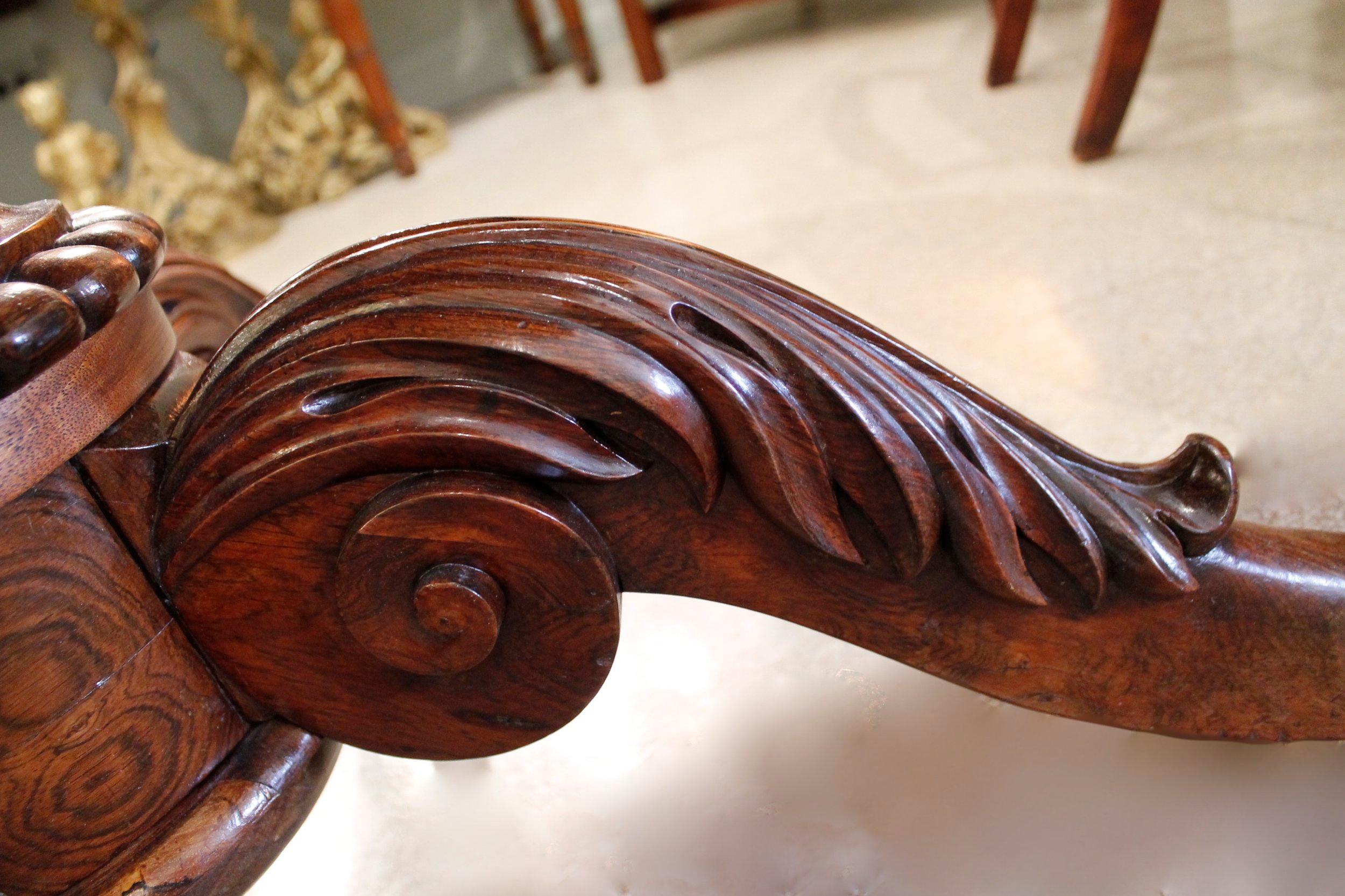 Anglo Colonial Oval Rosewood Center Table Or Breakfast Table With Carved Pedesta For Sale 2