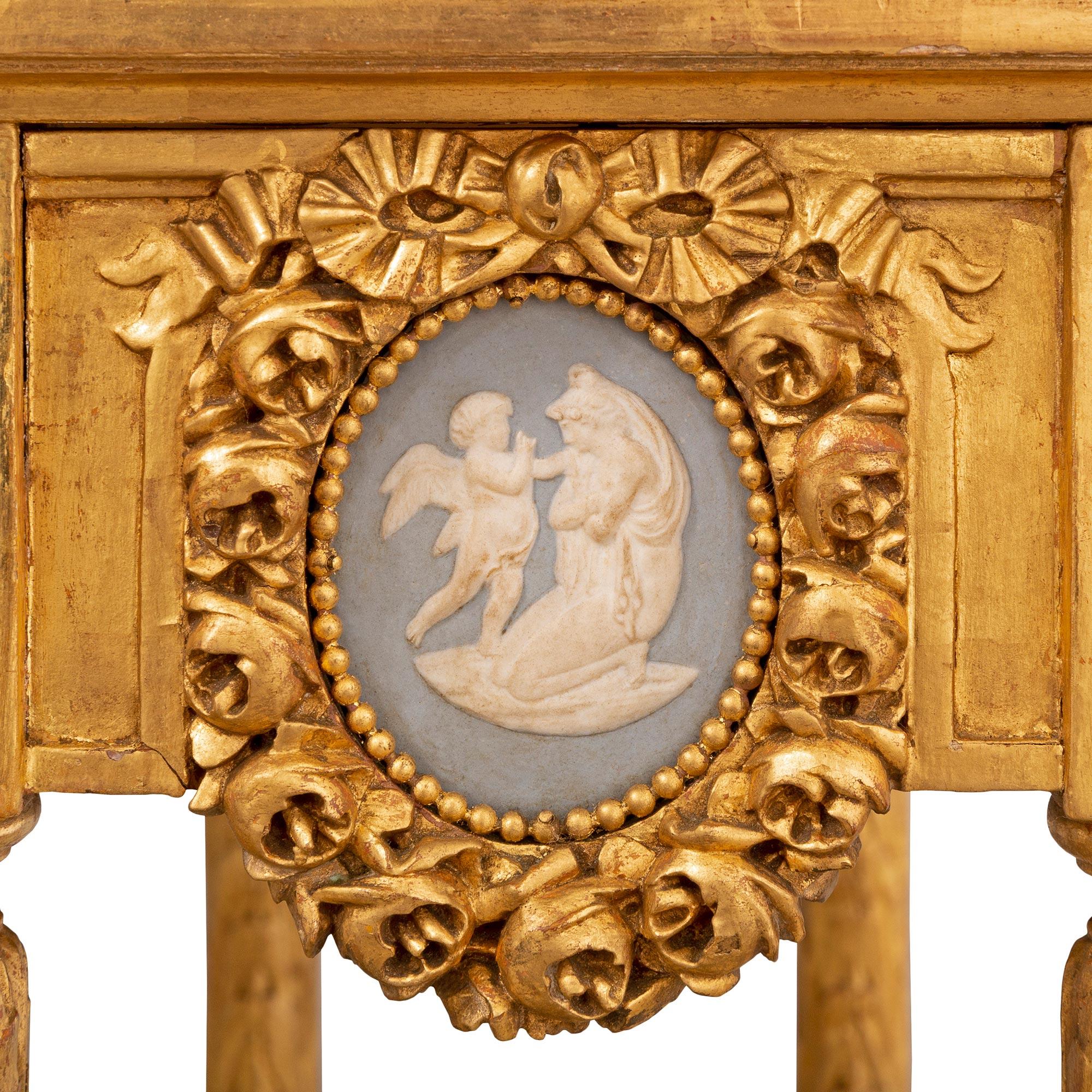 Französisch-französischer Louis-XVI-Mitteltisch aus dem 19. Jahrhundert (Marmor) im Angebot