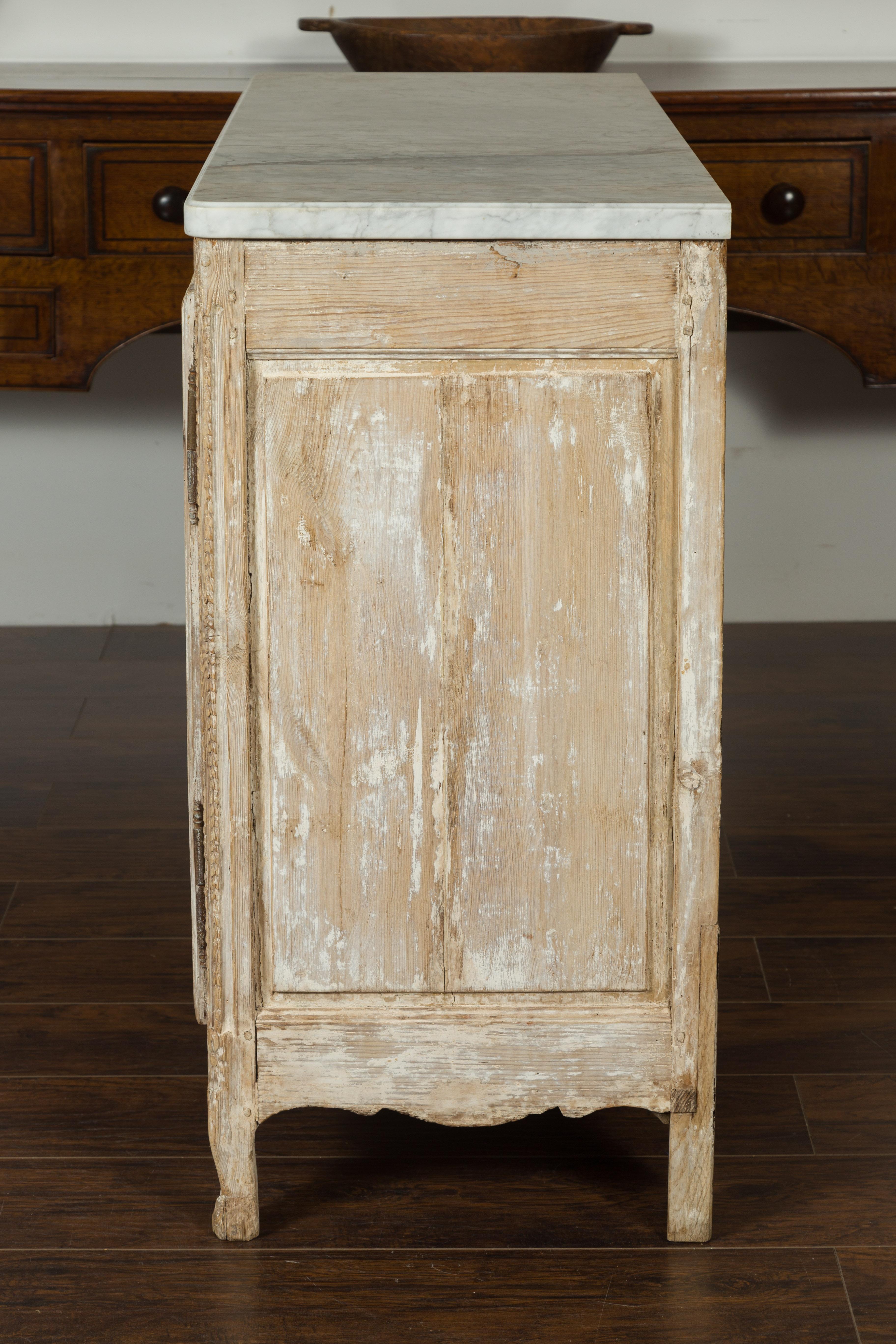 Anglo-Indian 1820s Bleached and Carved Pine Buffet with White Marble Top 11