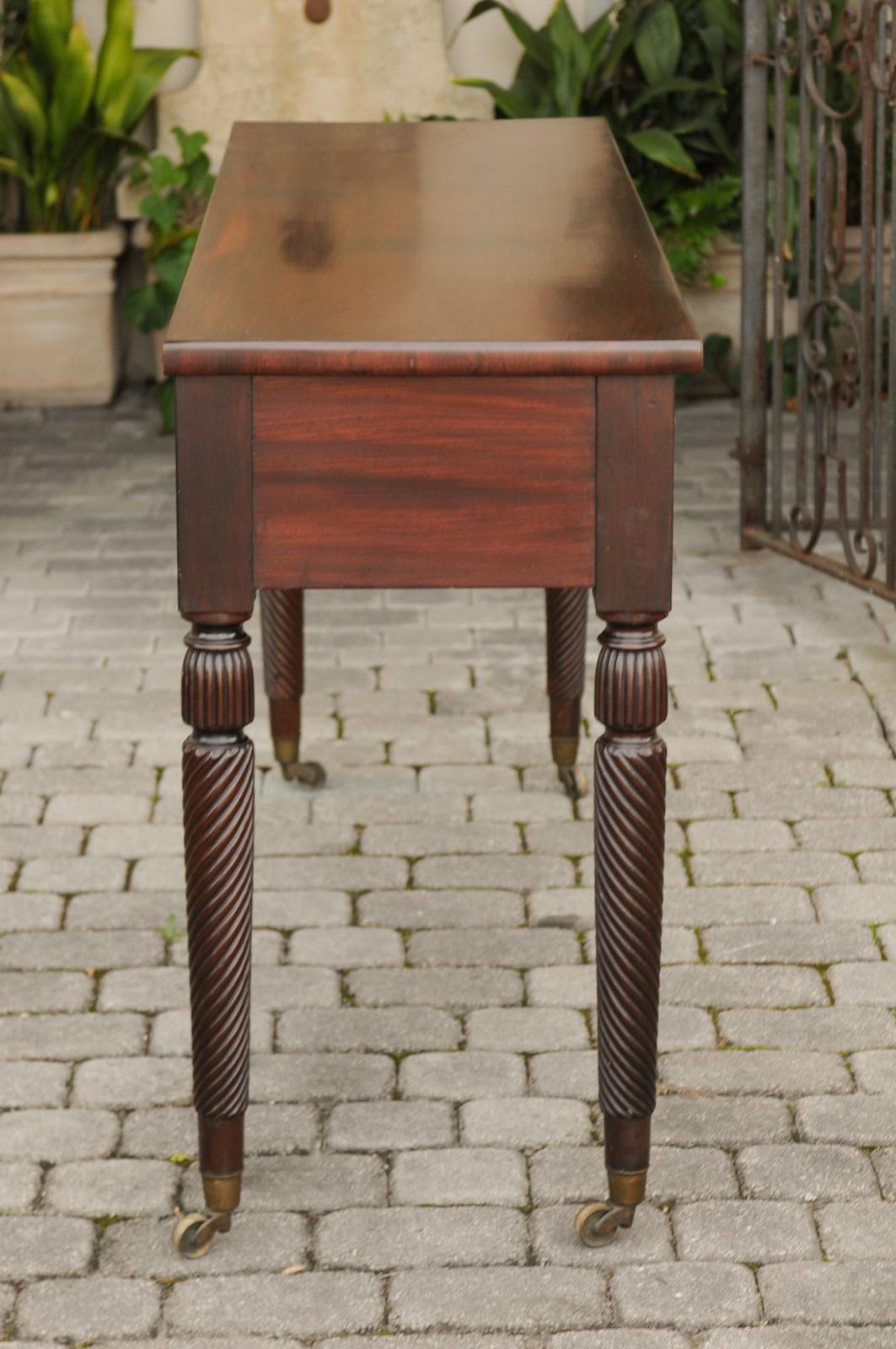 Anglo-Indian 1850s Mahogany Server with Drawers and Twisted Legs on Casters 4