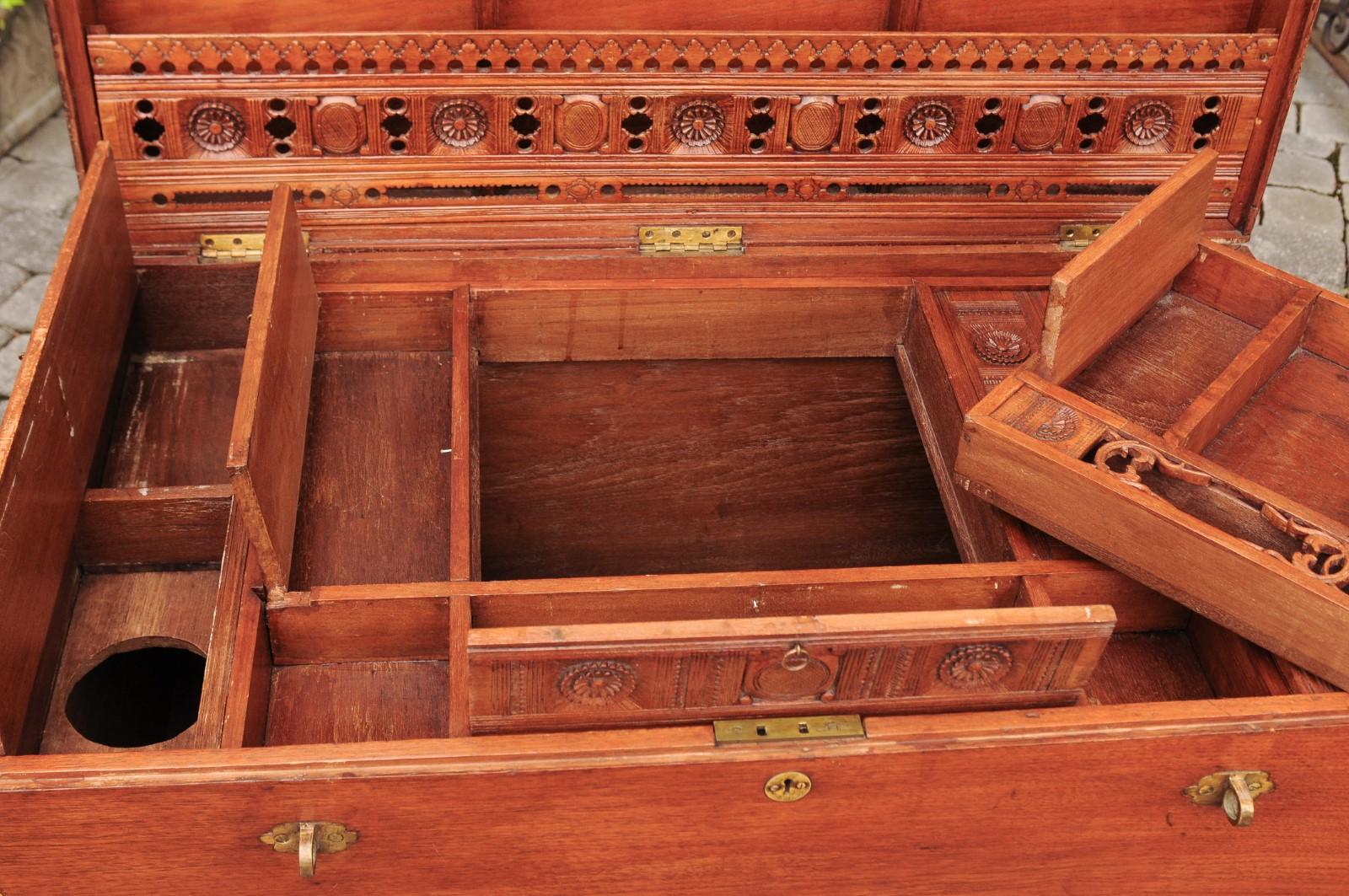 Anglo-Indian 1880s Teak and Brass Trunk with Multiple Storage Compartments For Sale 4