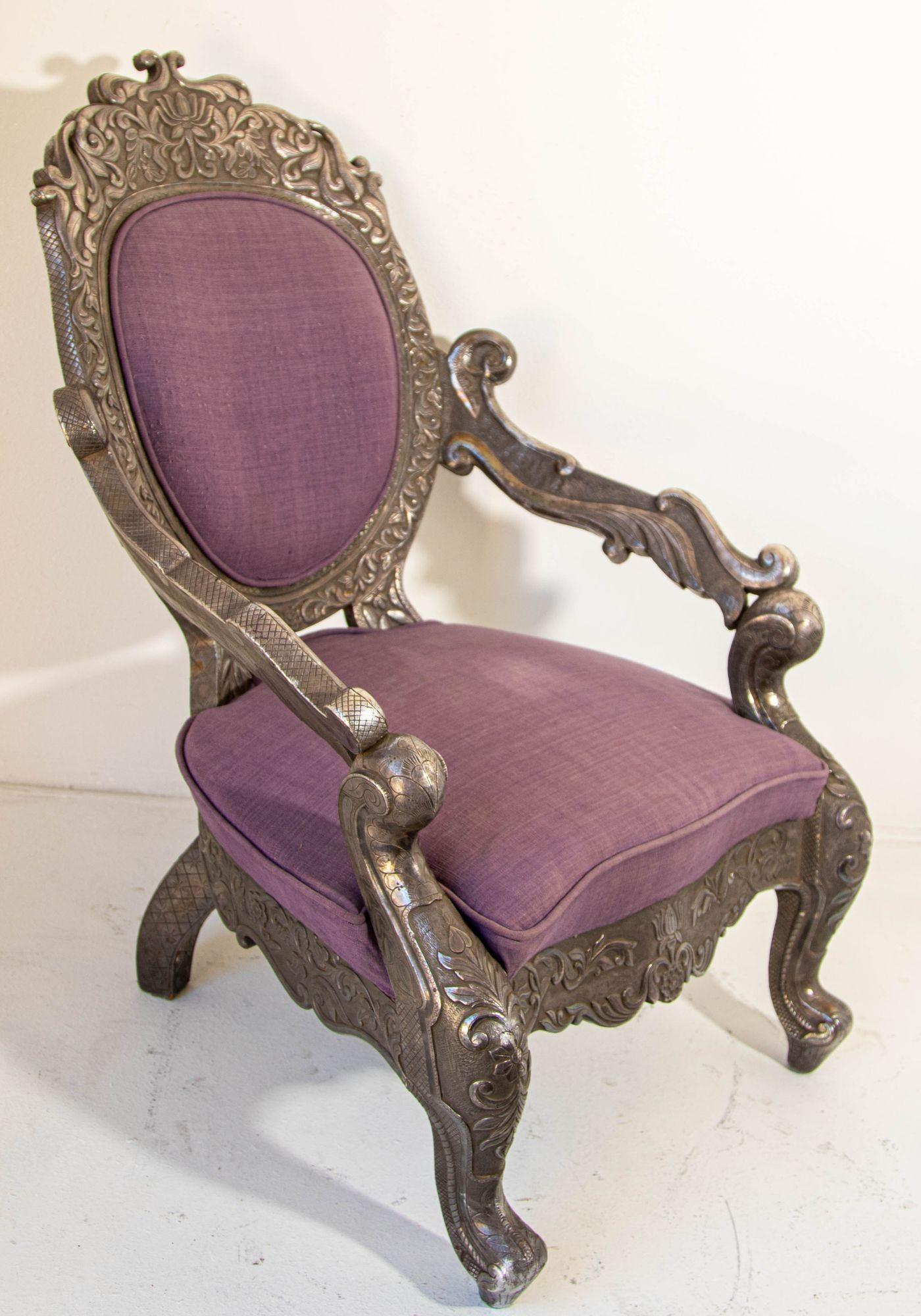 Anglo Indian Armchair Throne Silver Embossed Throne 19th Century For Sale 13