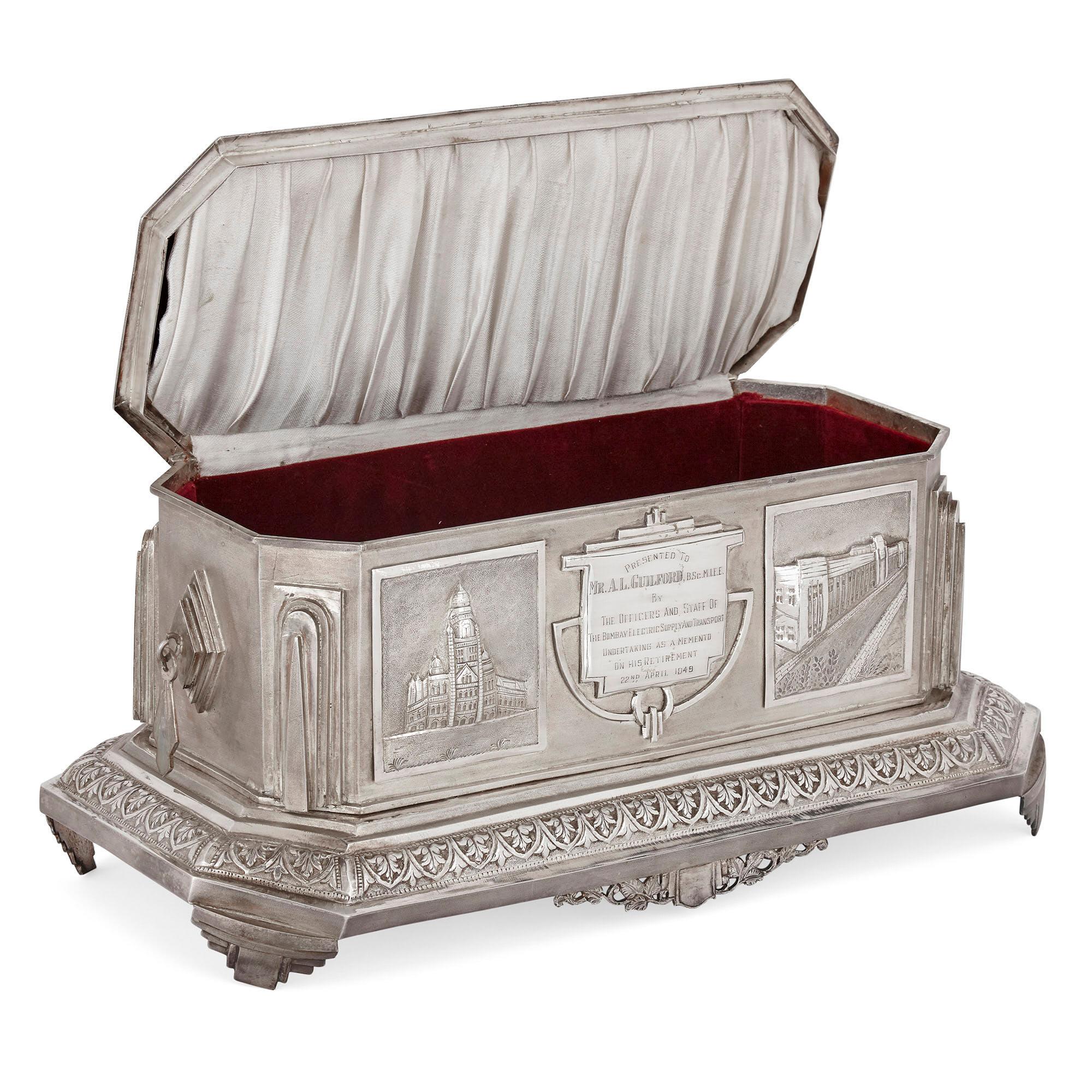 Anglo-Indian Art Deco Silver Presentation Casket In Good Condition For Sale In London, GB