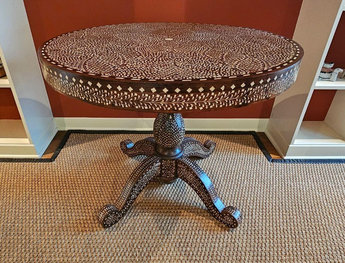 Anglo Indian bone inlaid Center Pedestal Table For Sale 7
